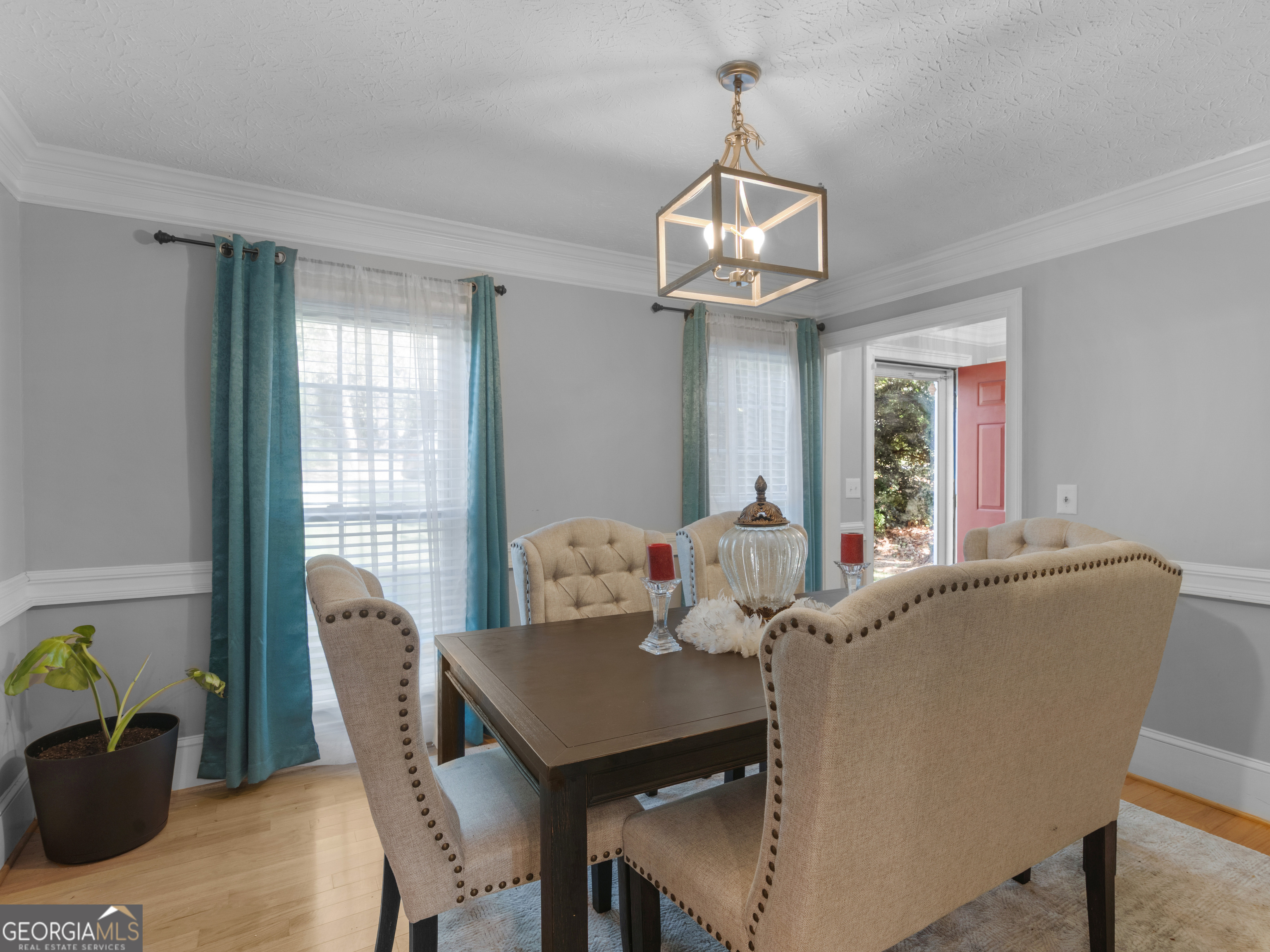 586 Clubland Circle SE