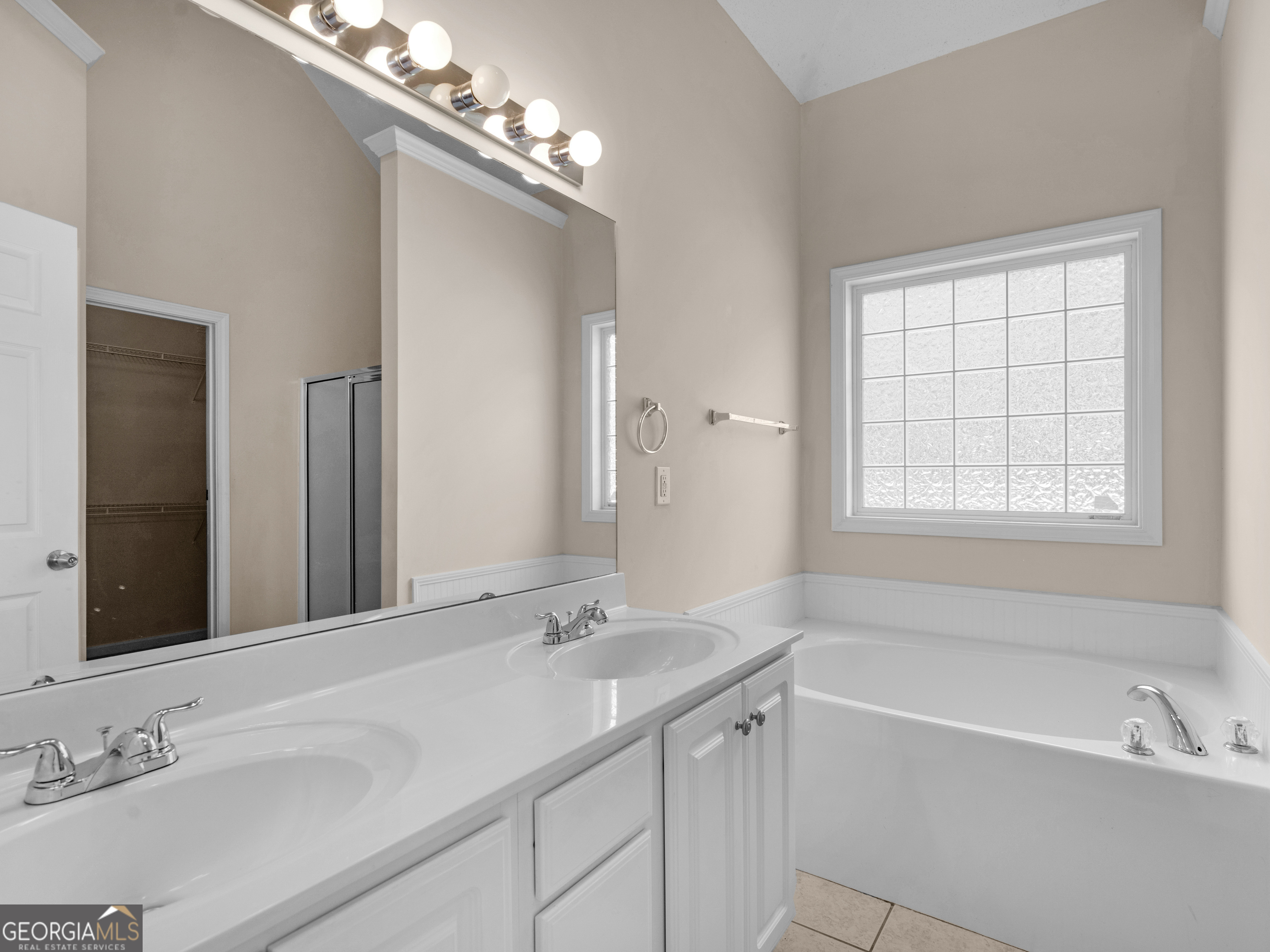 127 Autumn Run Place