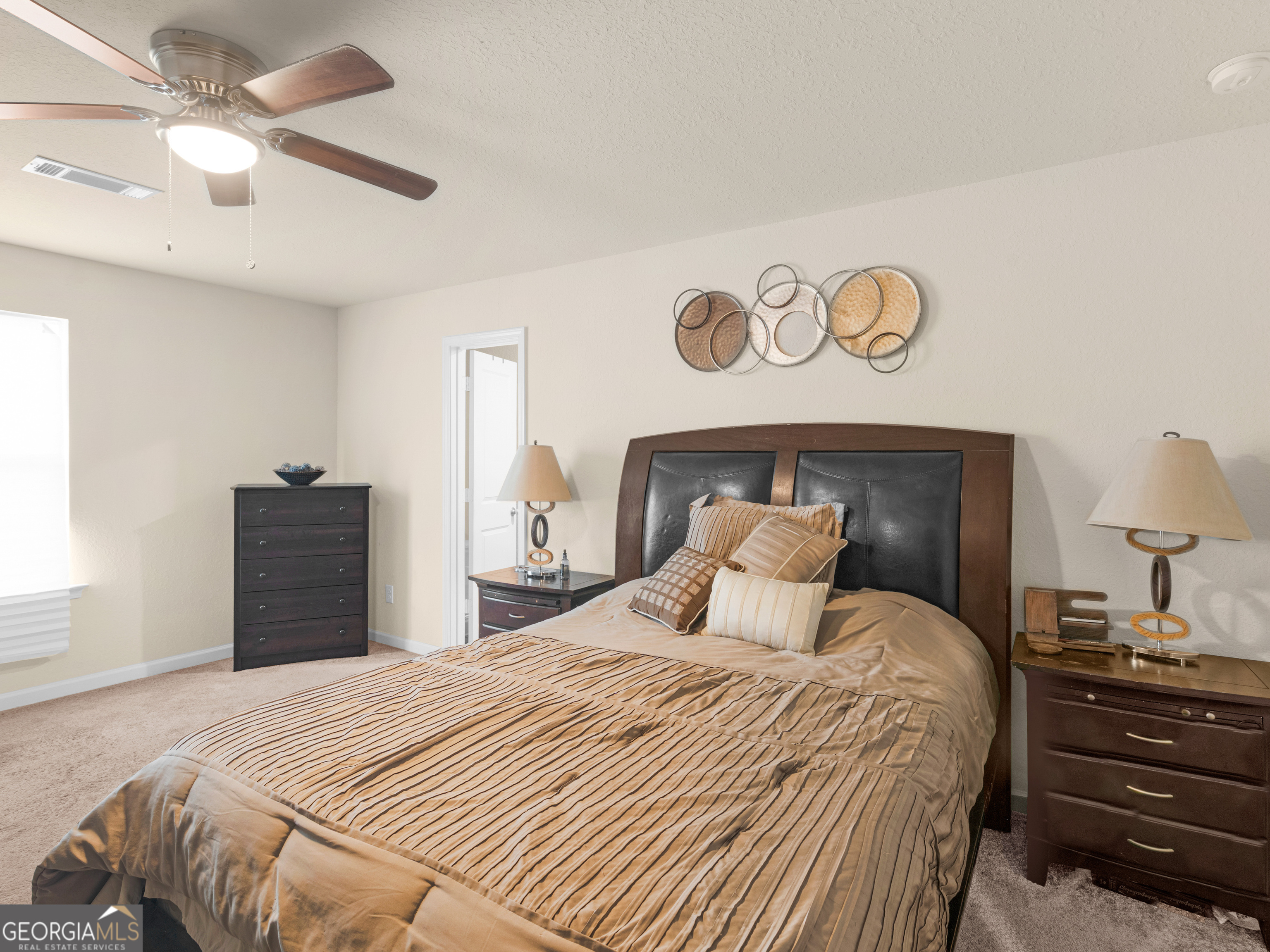 3831 Saddle Hill Way