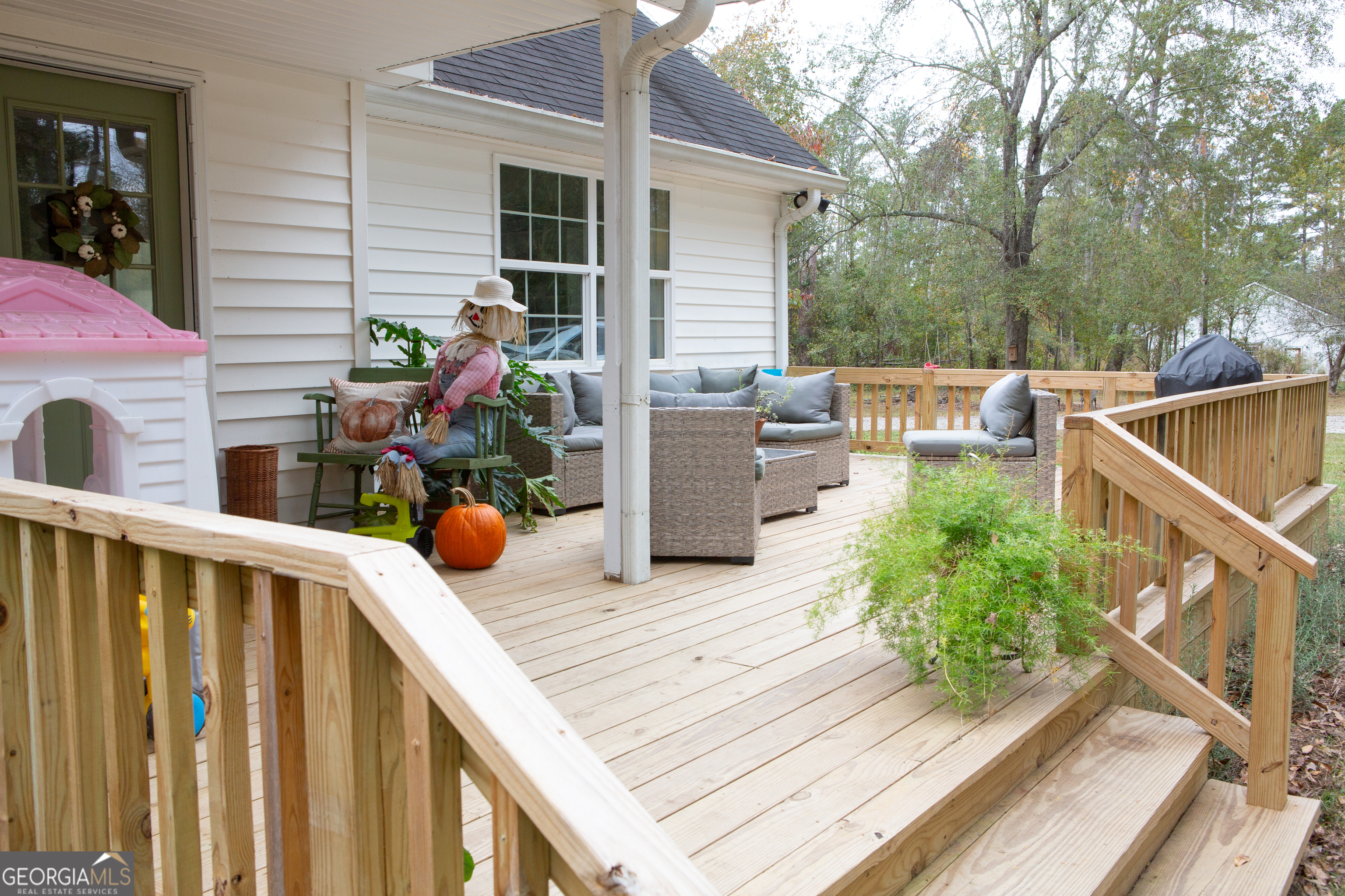 218 E Sheppard Street