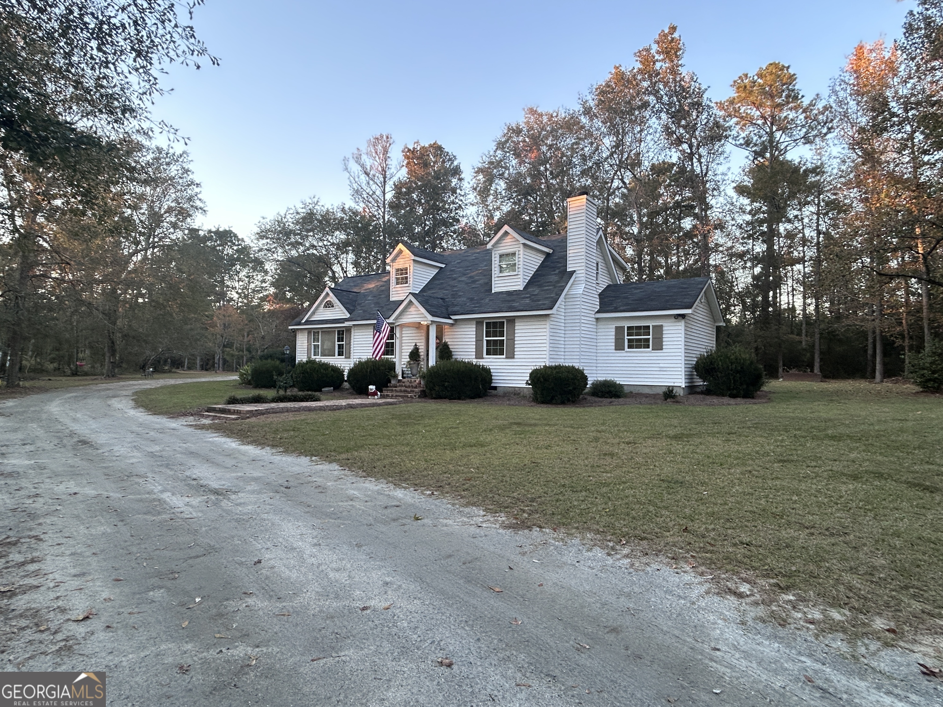 218 E Sheppard Street