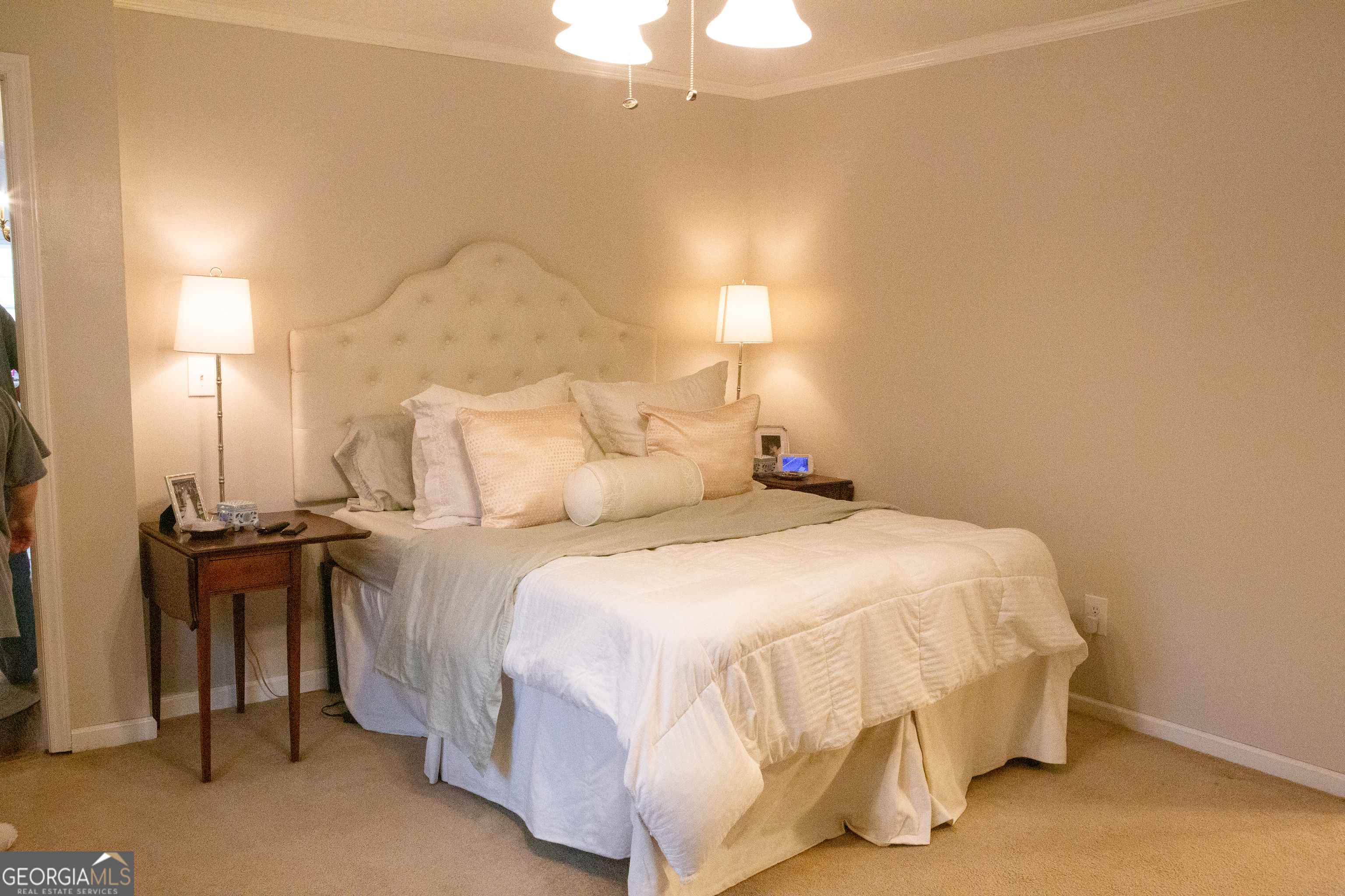 218 E Sheppard Street