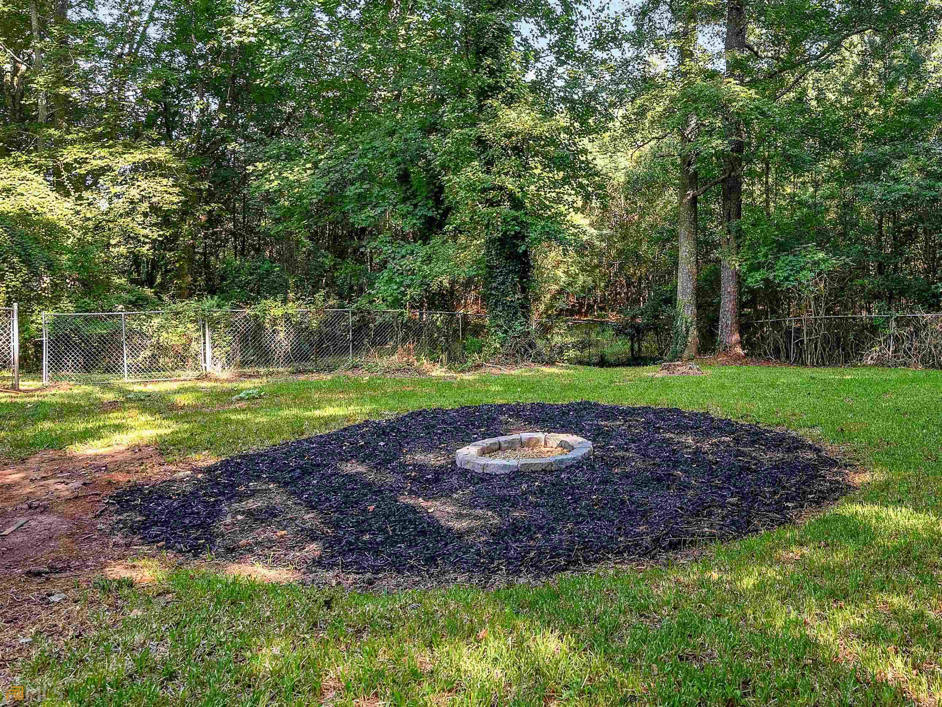 1999 Hampton Locust Grove Road