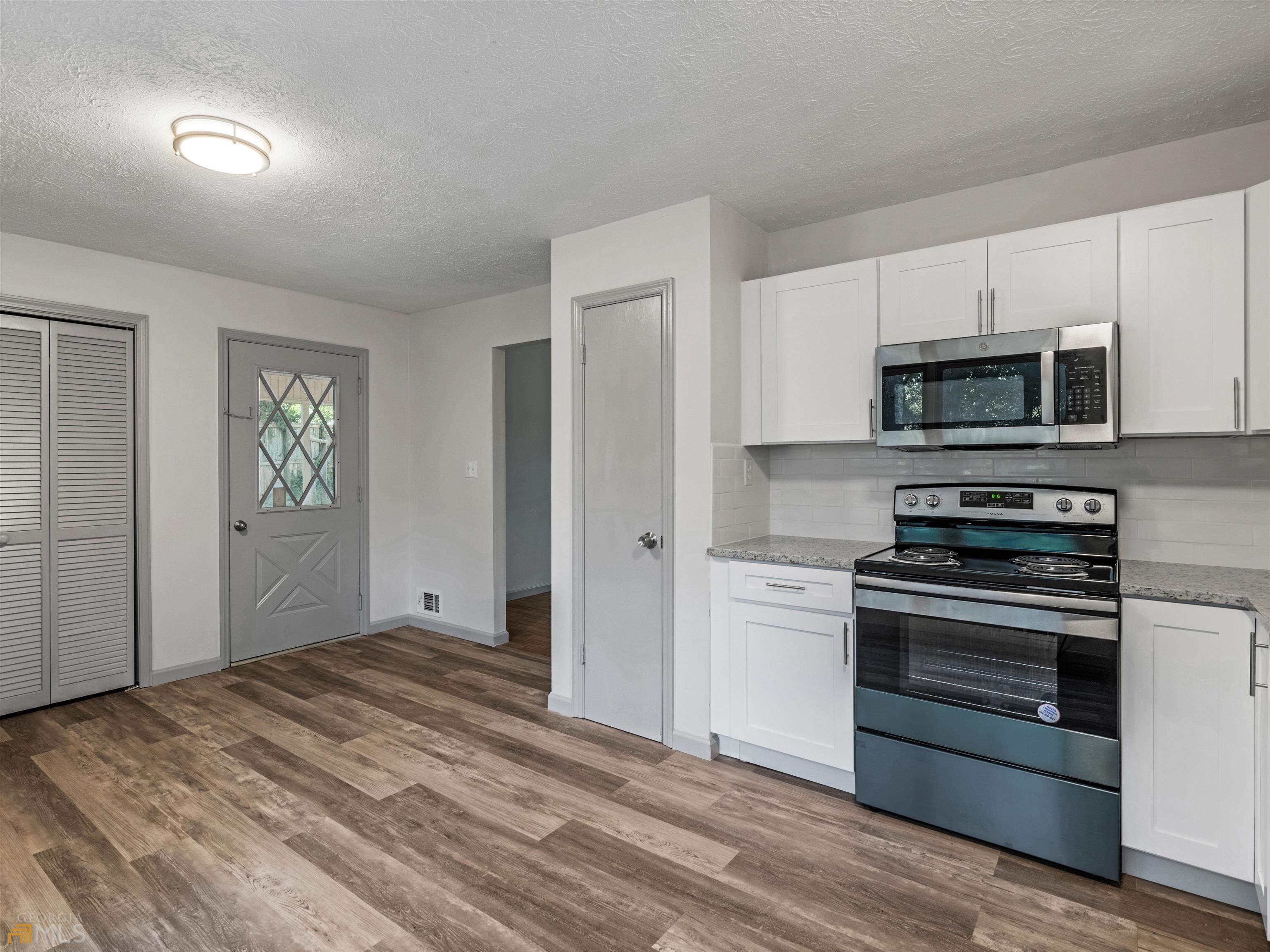 1999 Hampton Locust Grove Road