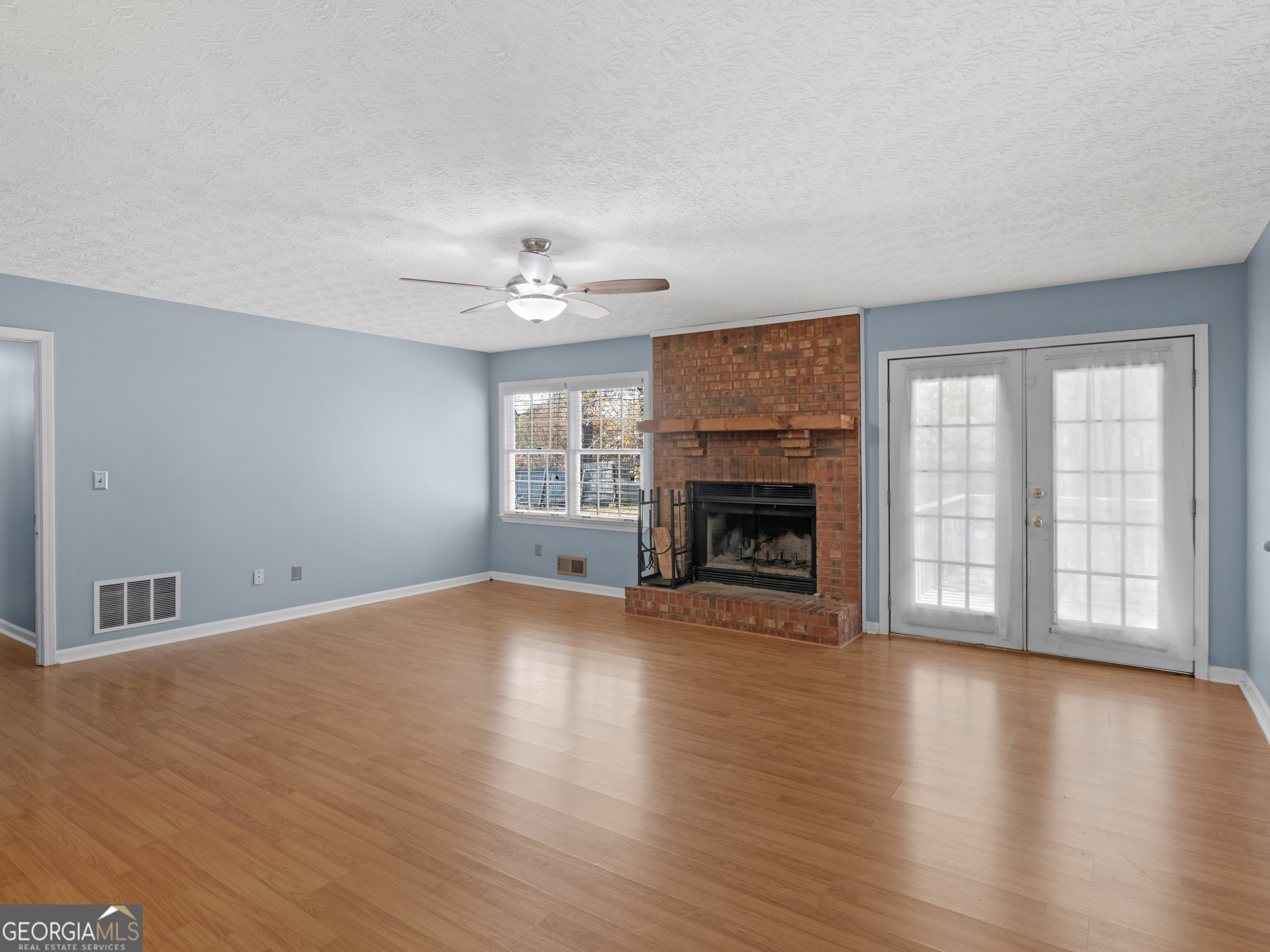 222 Farmbrook Parkway