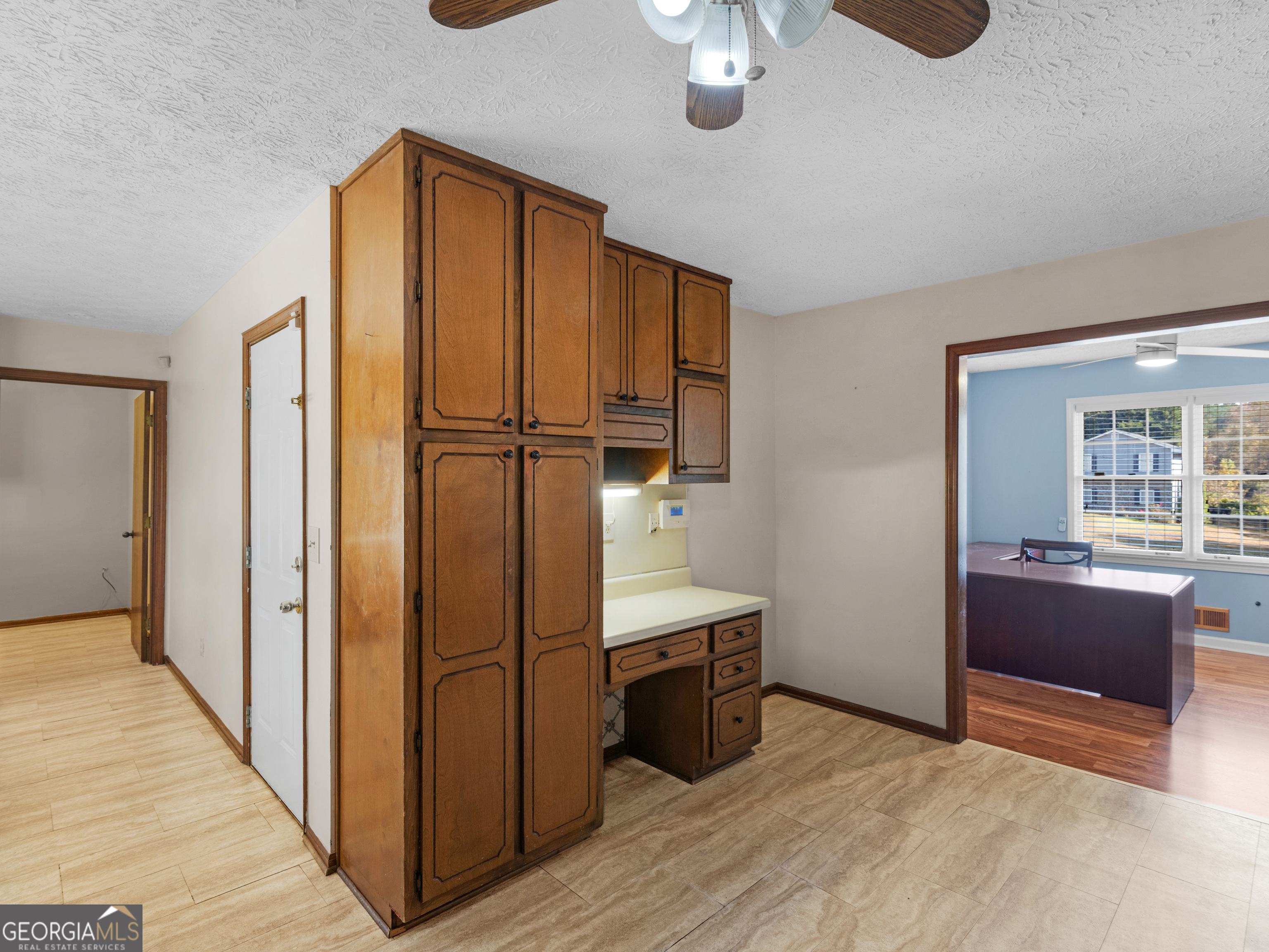 222 Farmbrook Parkway