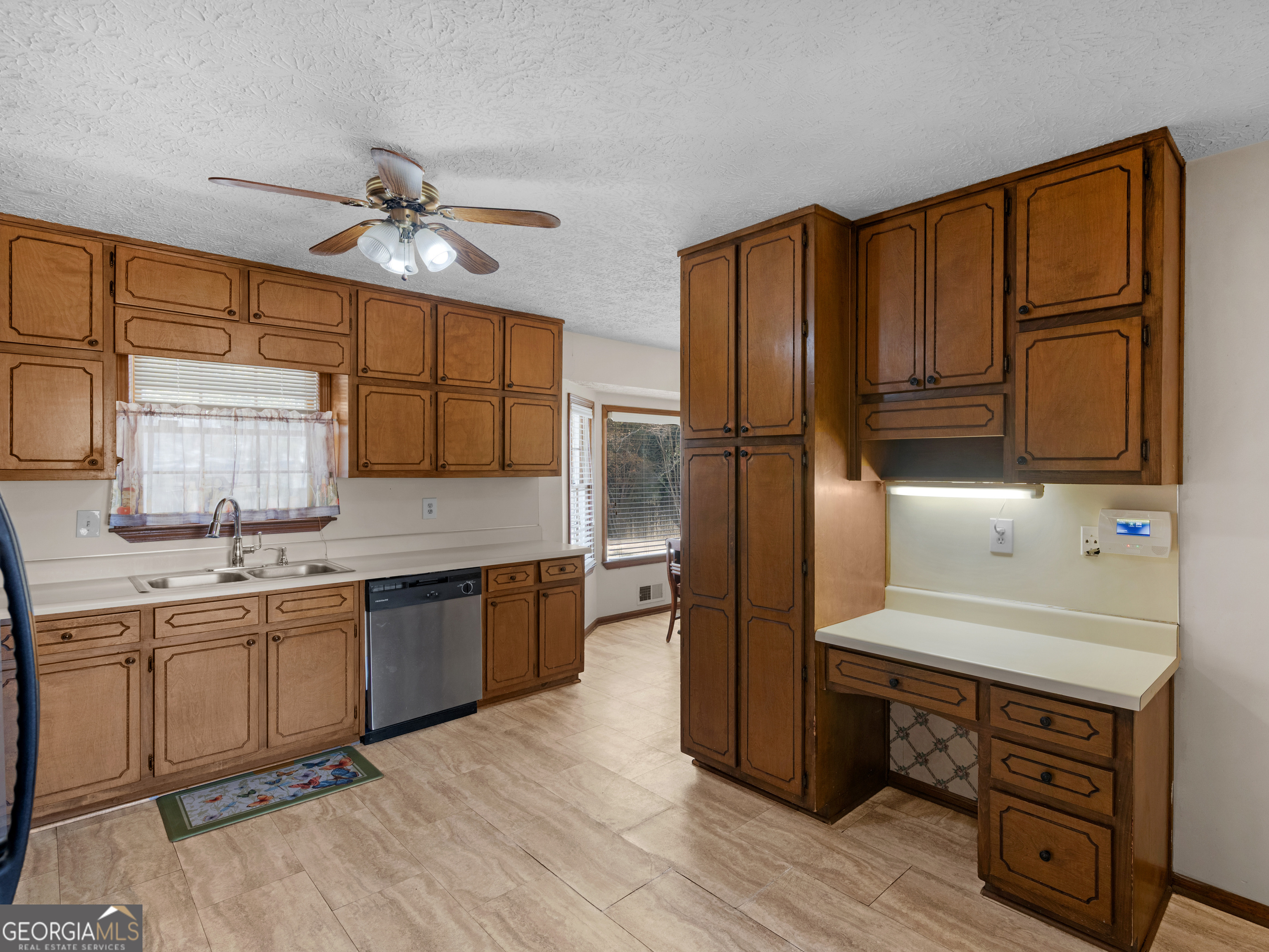 222 Farmbrook Parkway