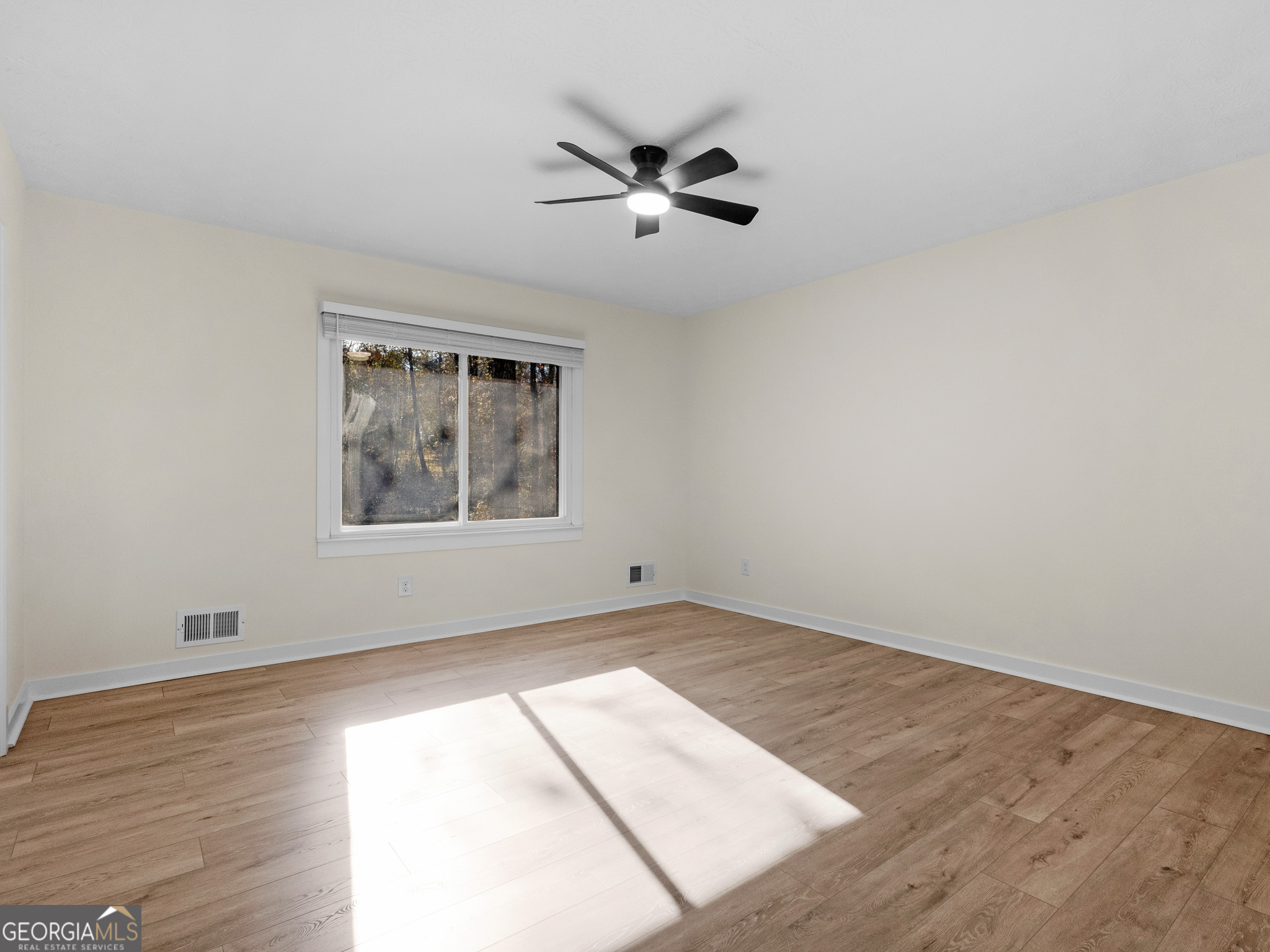 8228 Lullwater Court