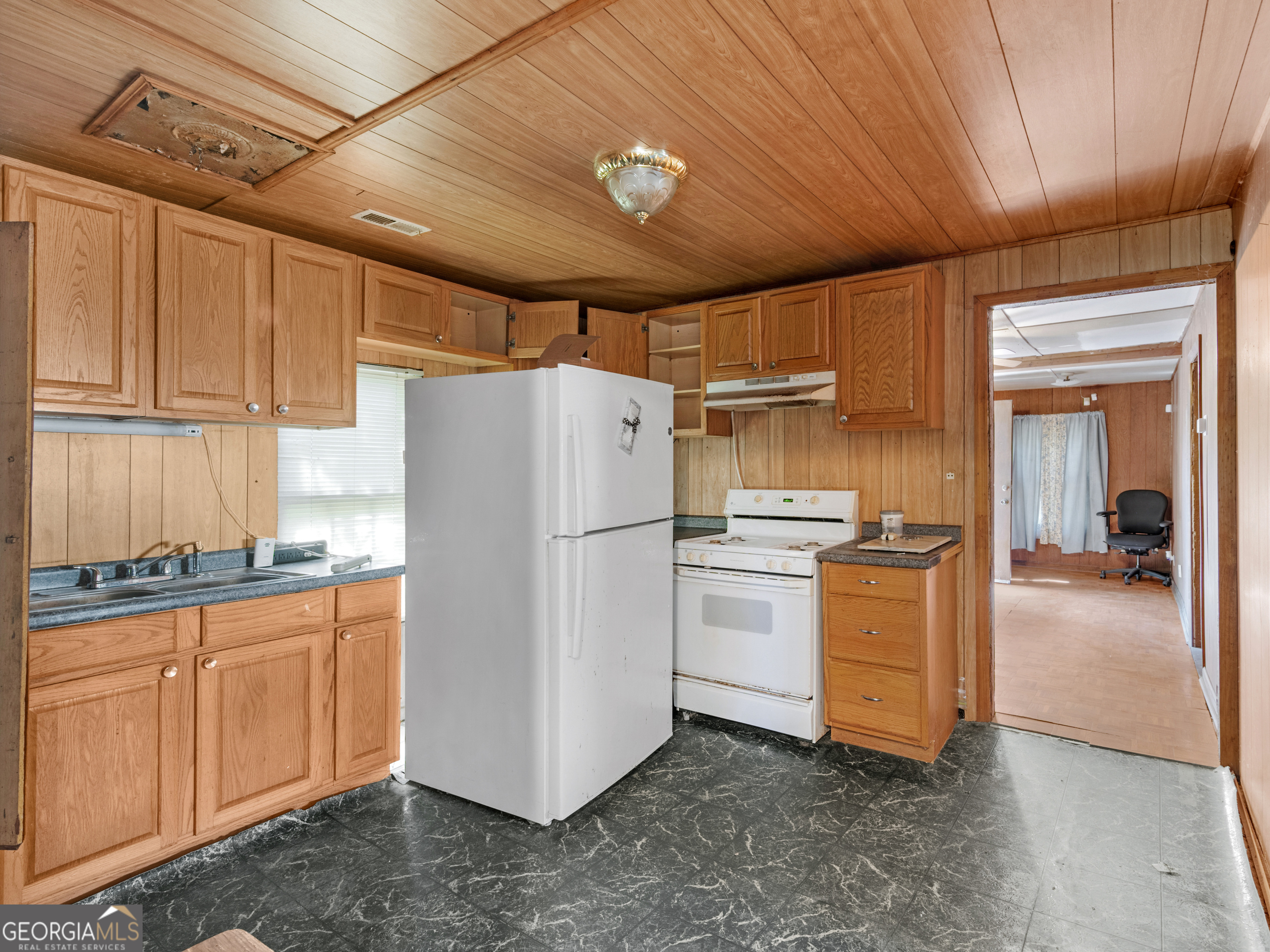 3476 N Atlanta Street