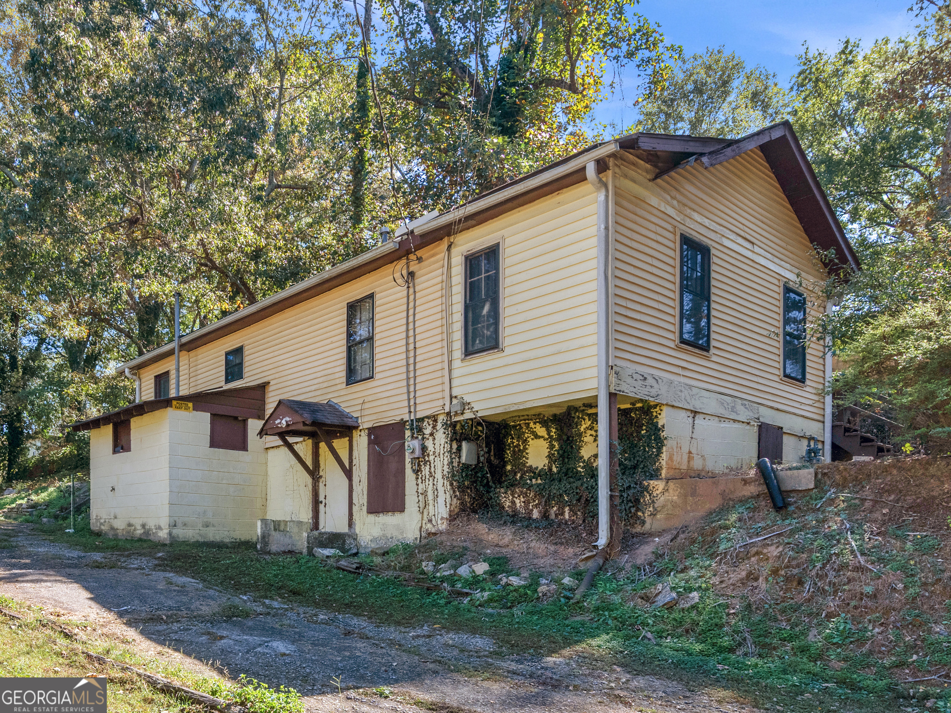 3476 N Atlanta Street