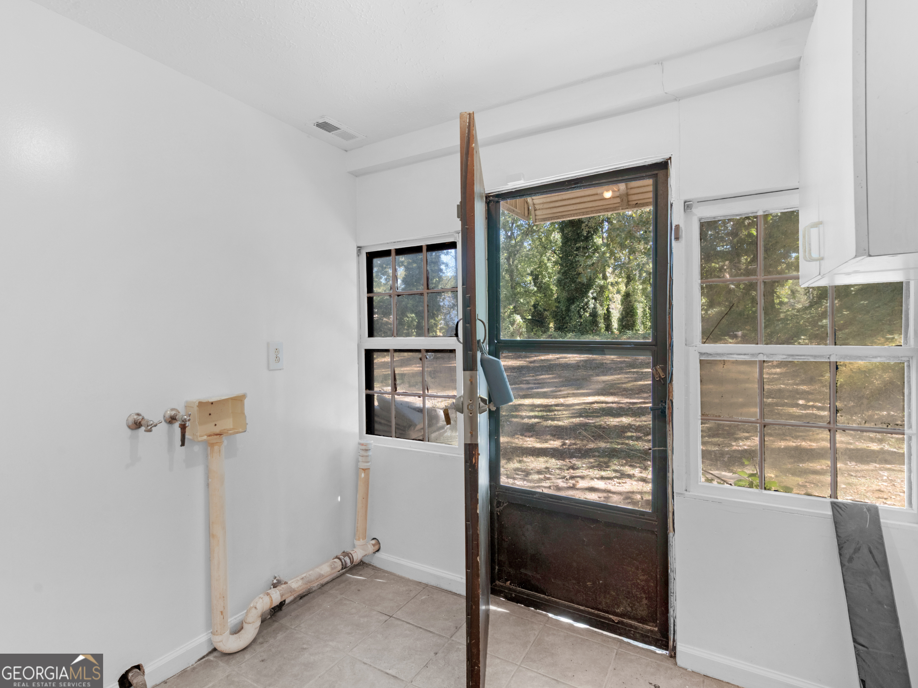 3476 N Atlanta Street