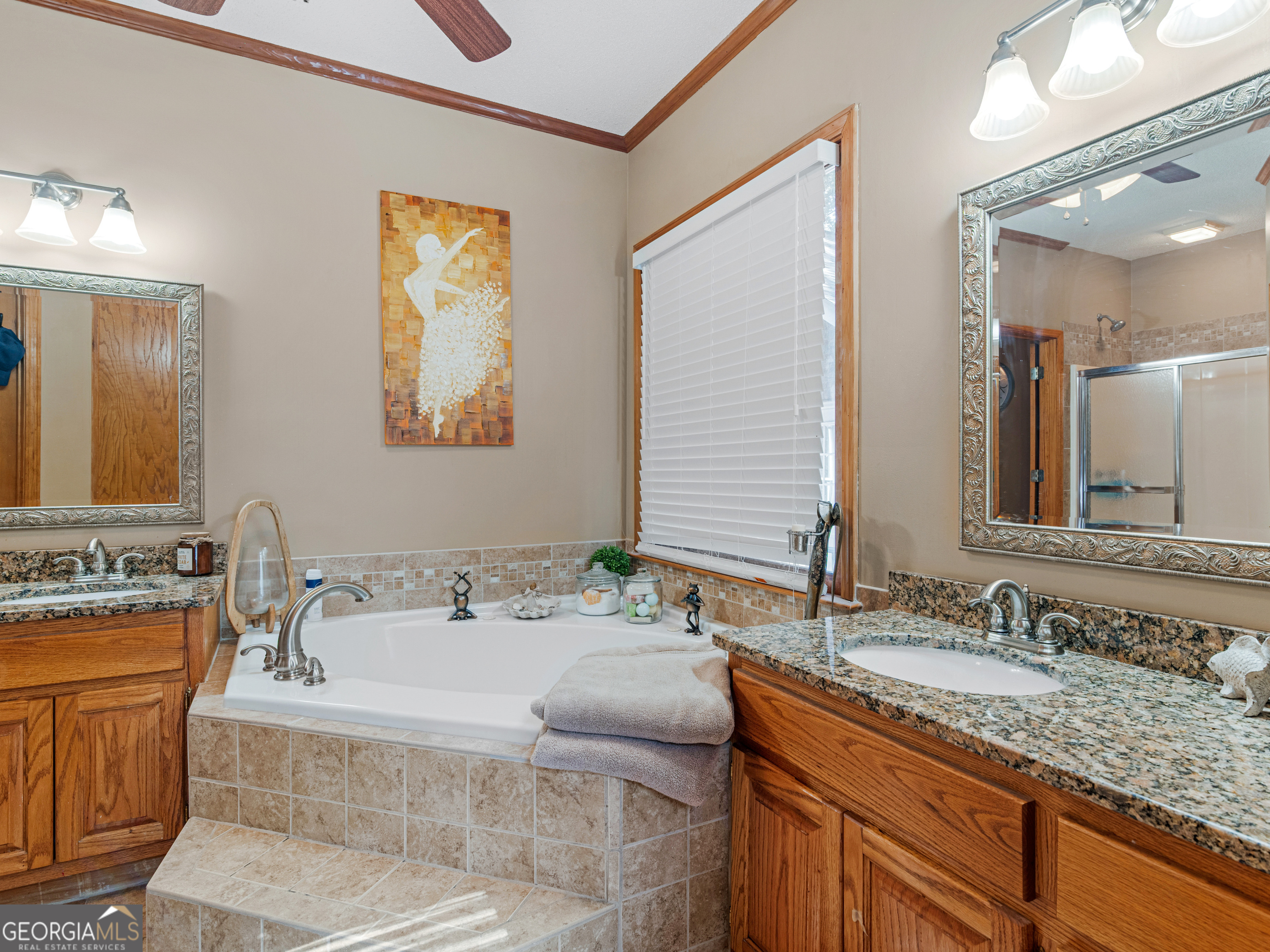 325 Country Side Drive