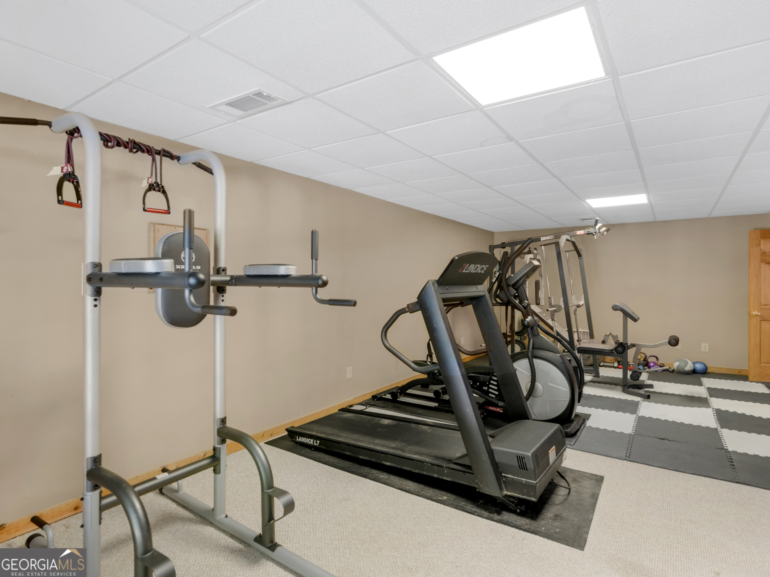 325 Country Side Drive