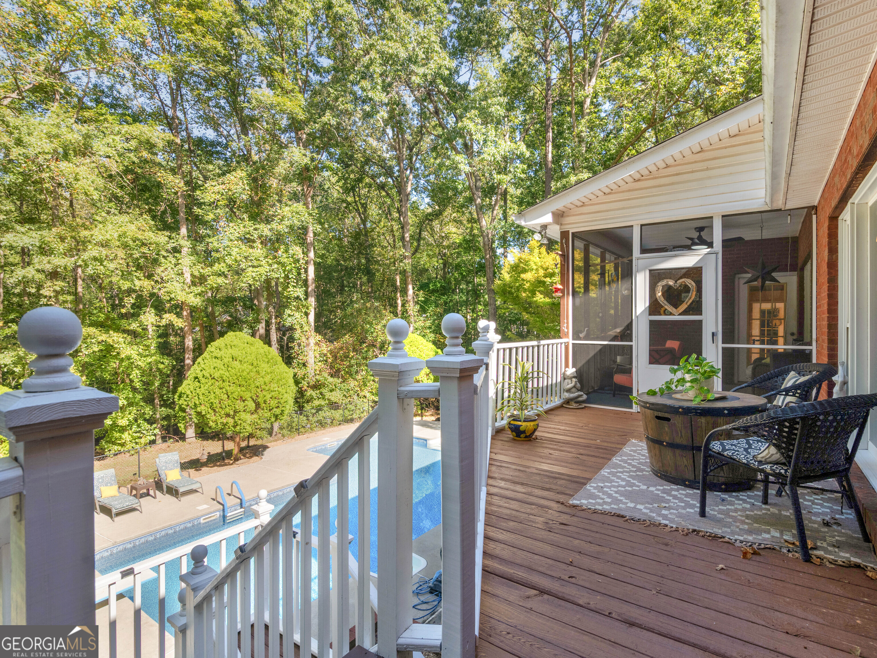 325 Country Side Drive