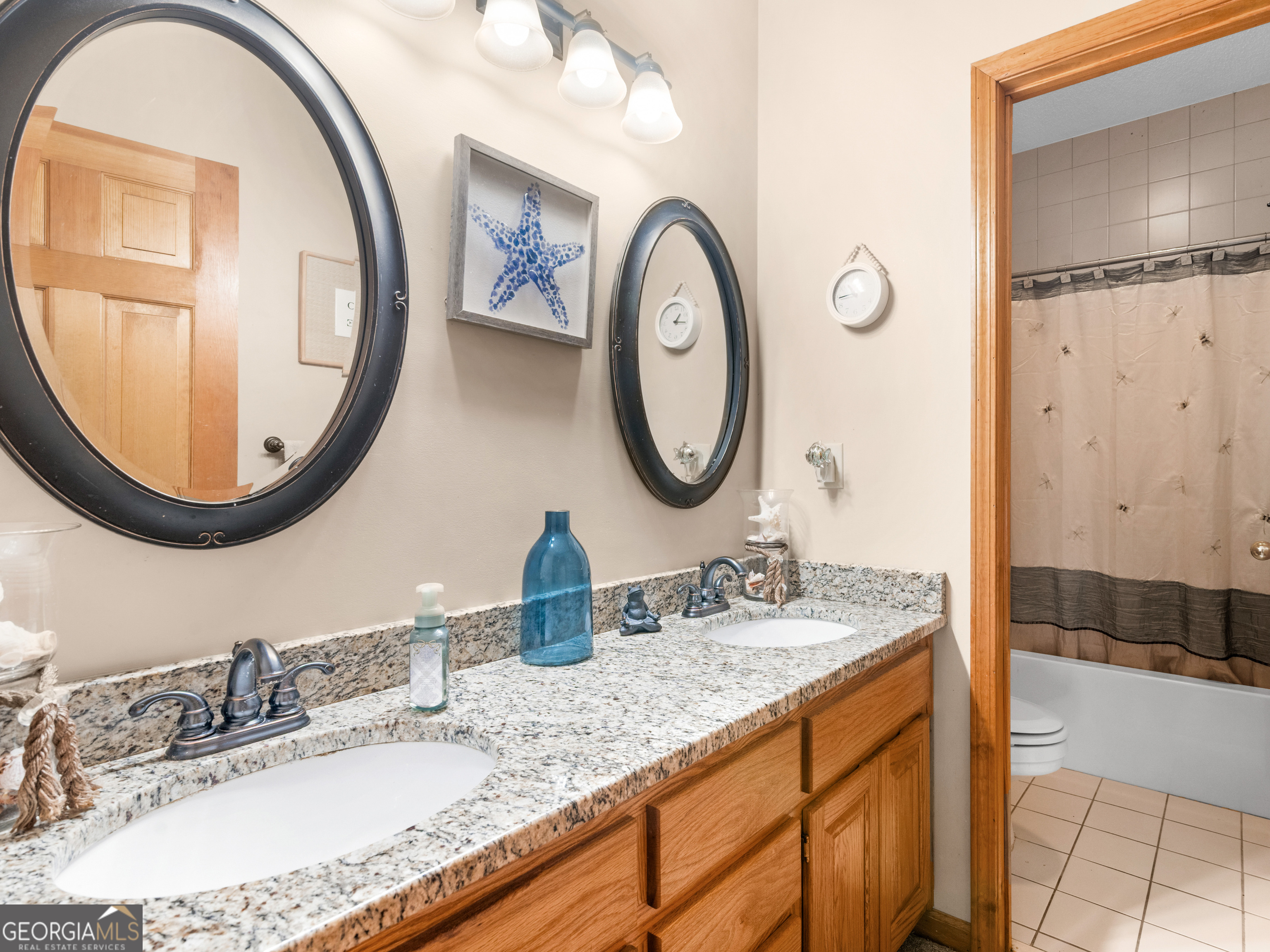 325 Country Side Drive