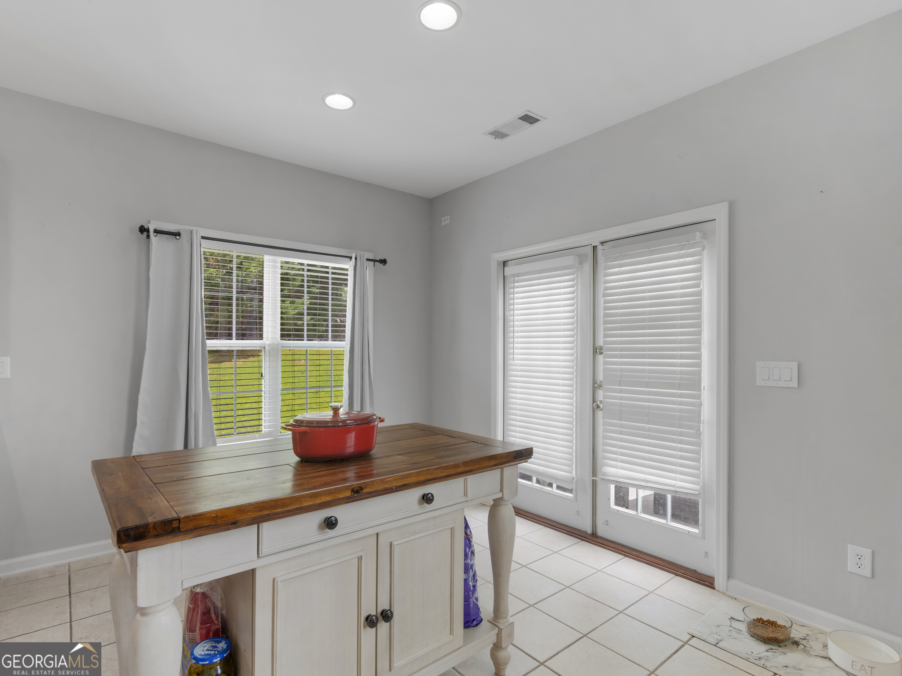 1613 Brolington Court