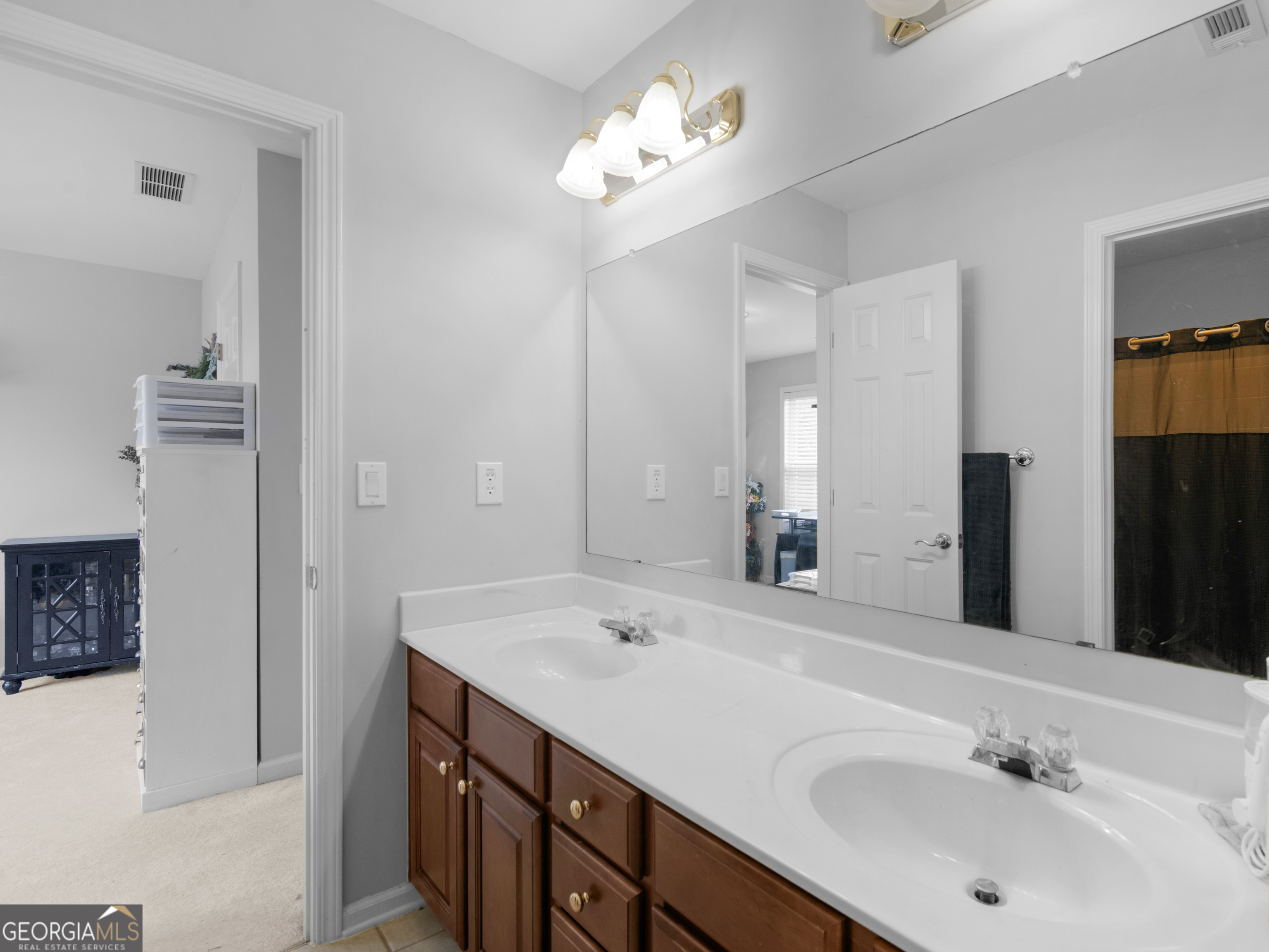 1613 Brolington Court