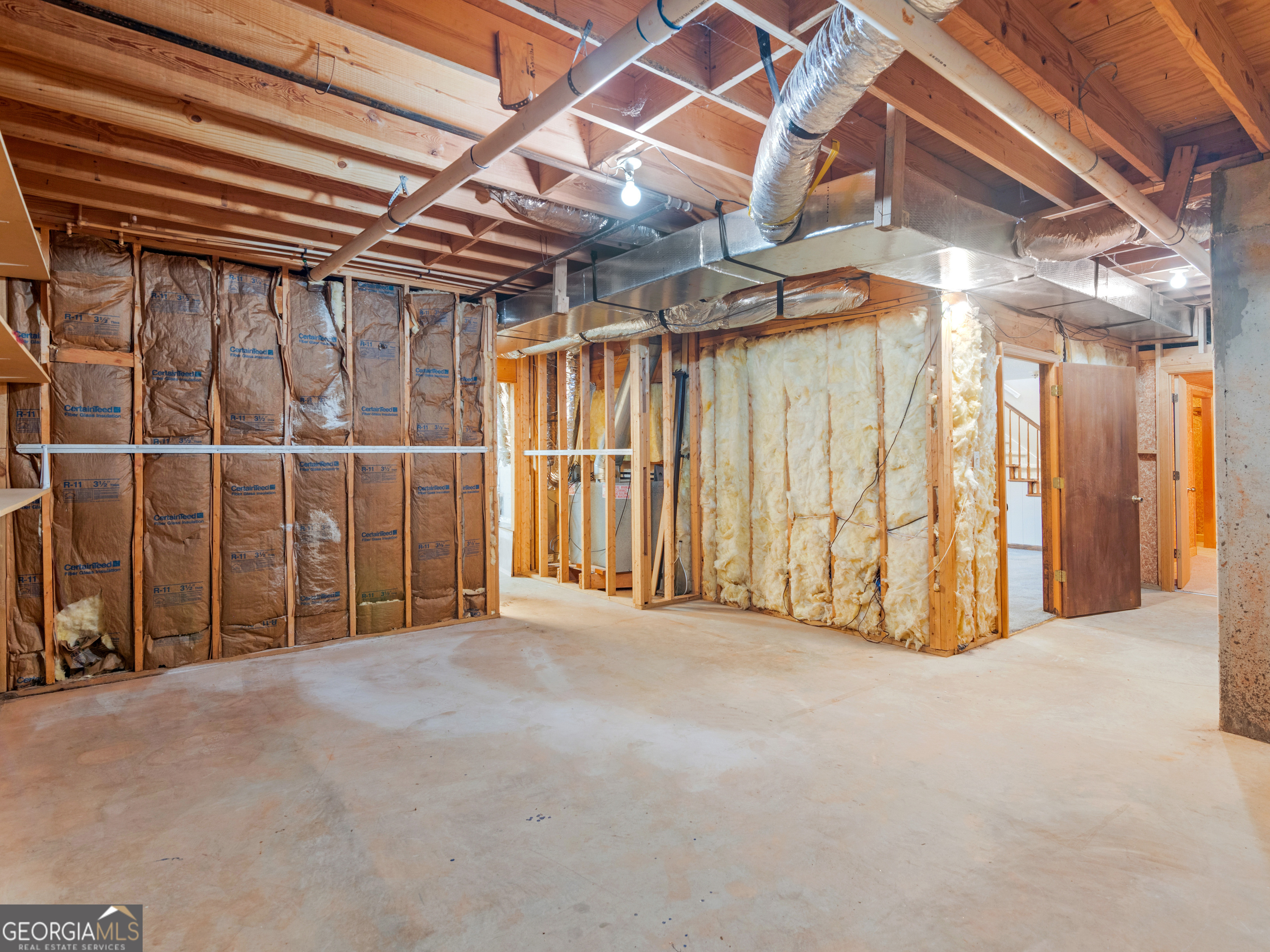 35 Hidden Lakes Drive