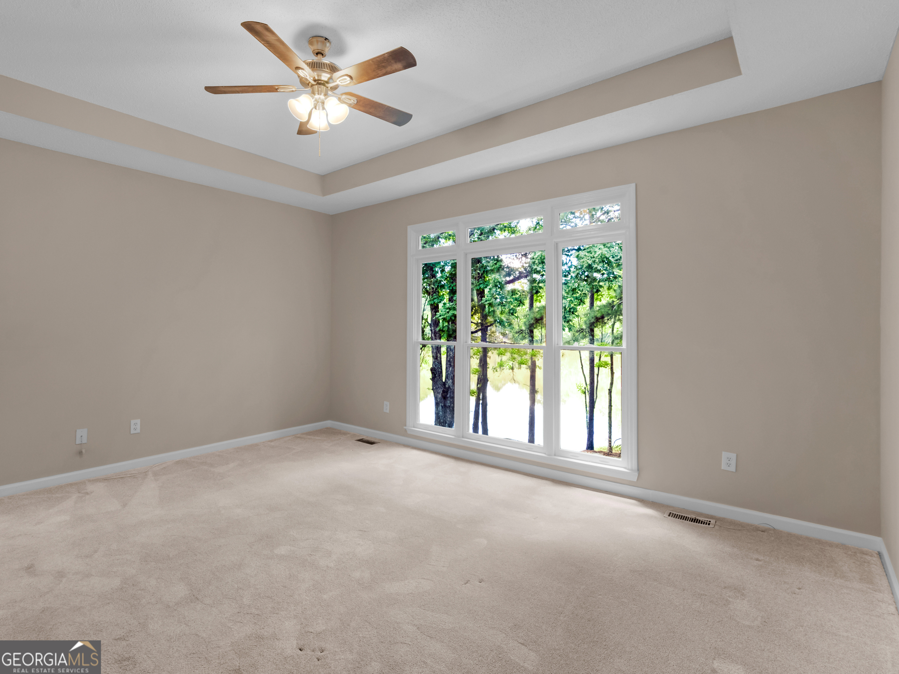 35 Hidden Lakes Drive