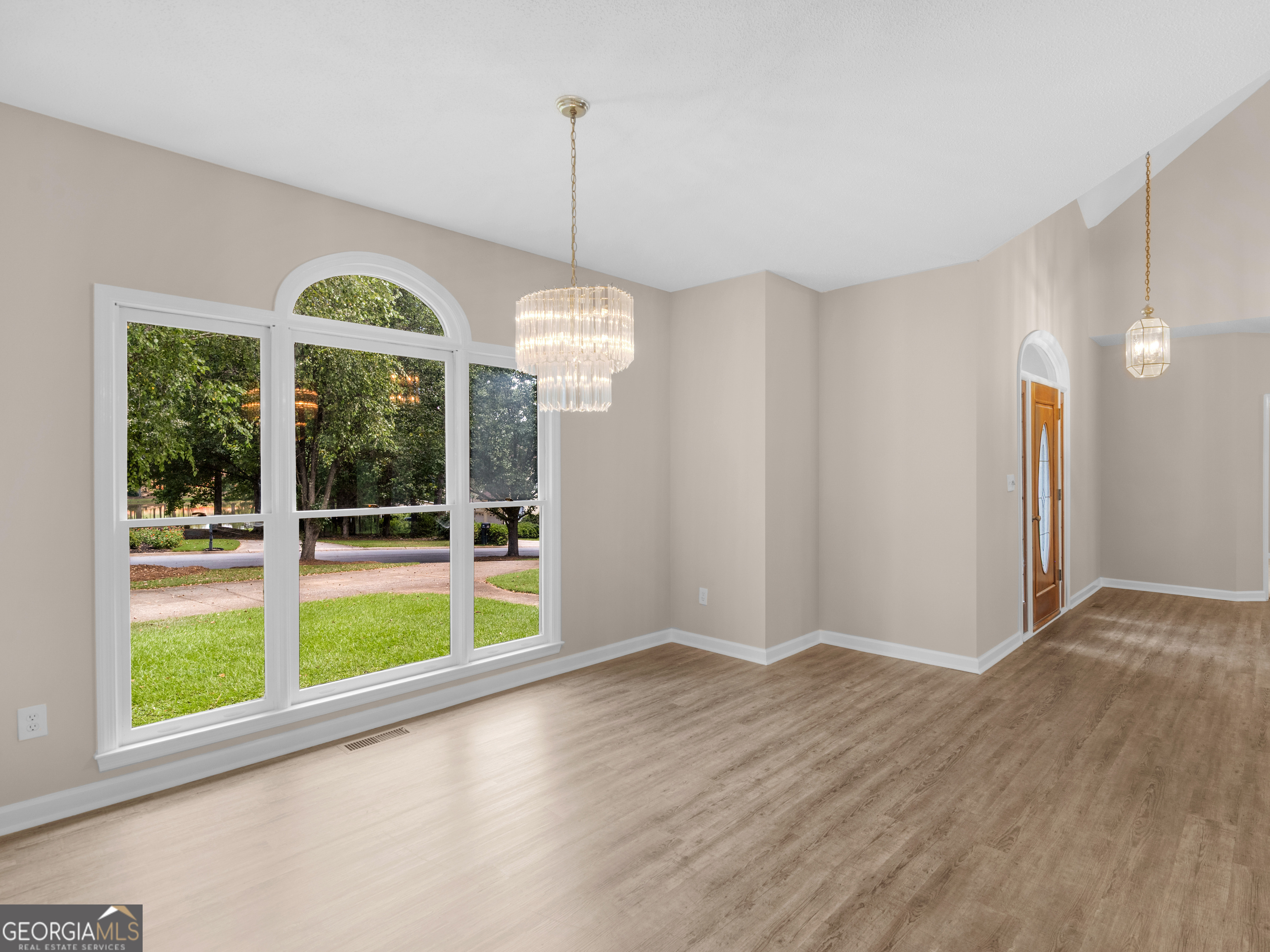 35 Hidden Lakes Drive