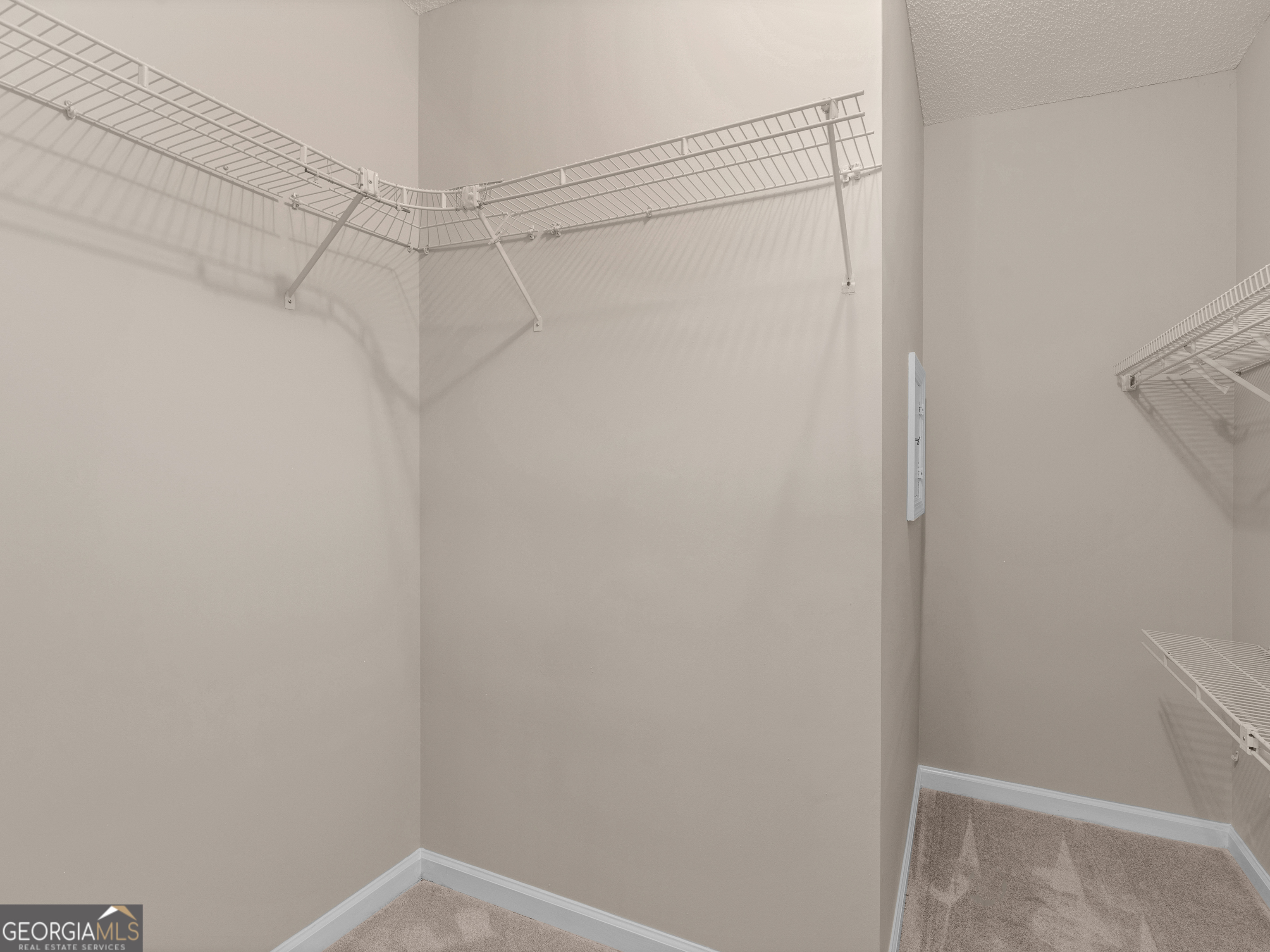 35 Hidden Lakes Drive