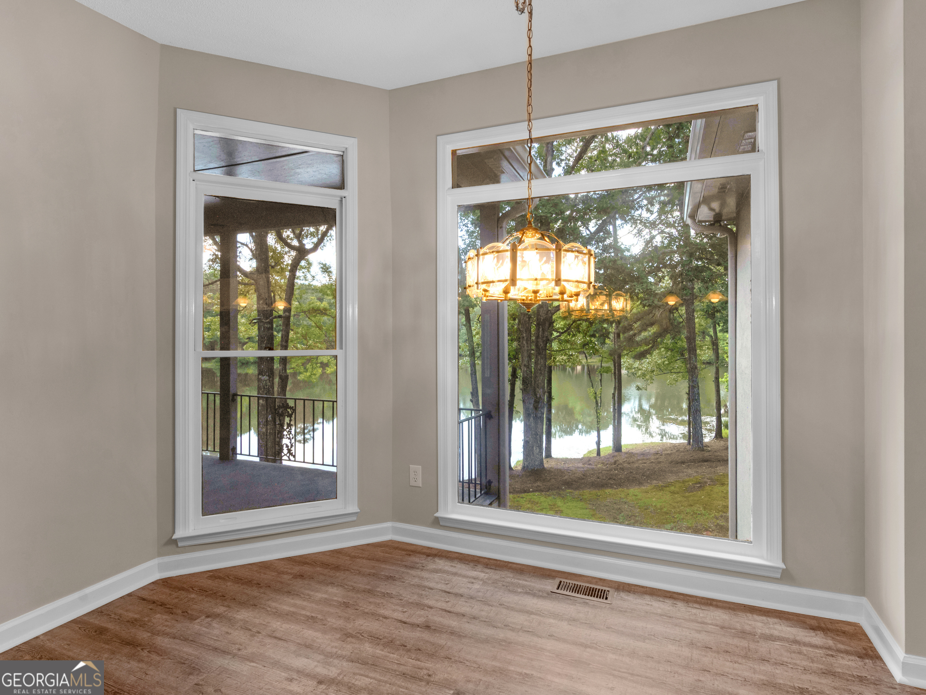 35 Hidden Lakes Drive