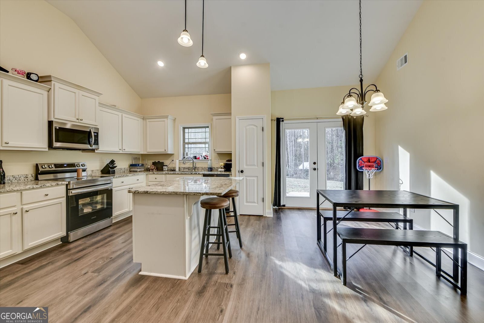 1234 Stapleton Acres Road