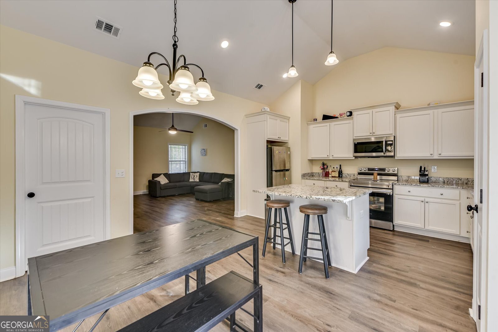 1234 Stapleton Acres Road