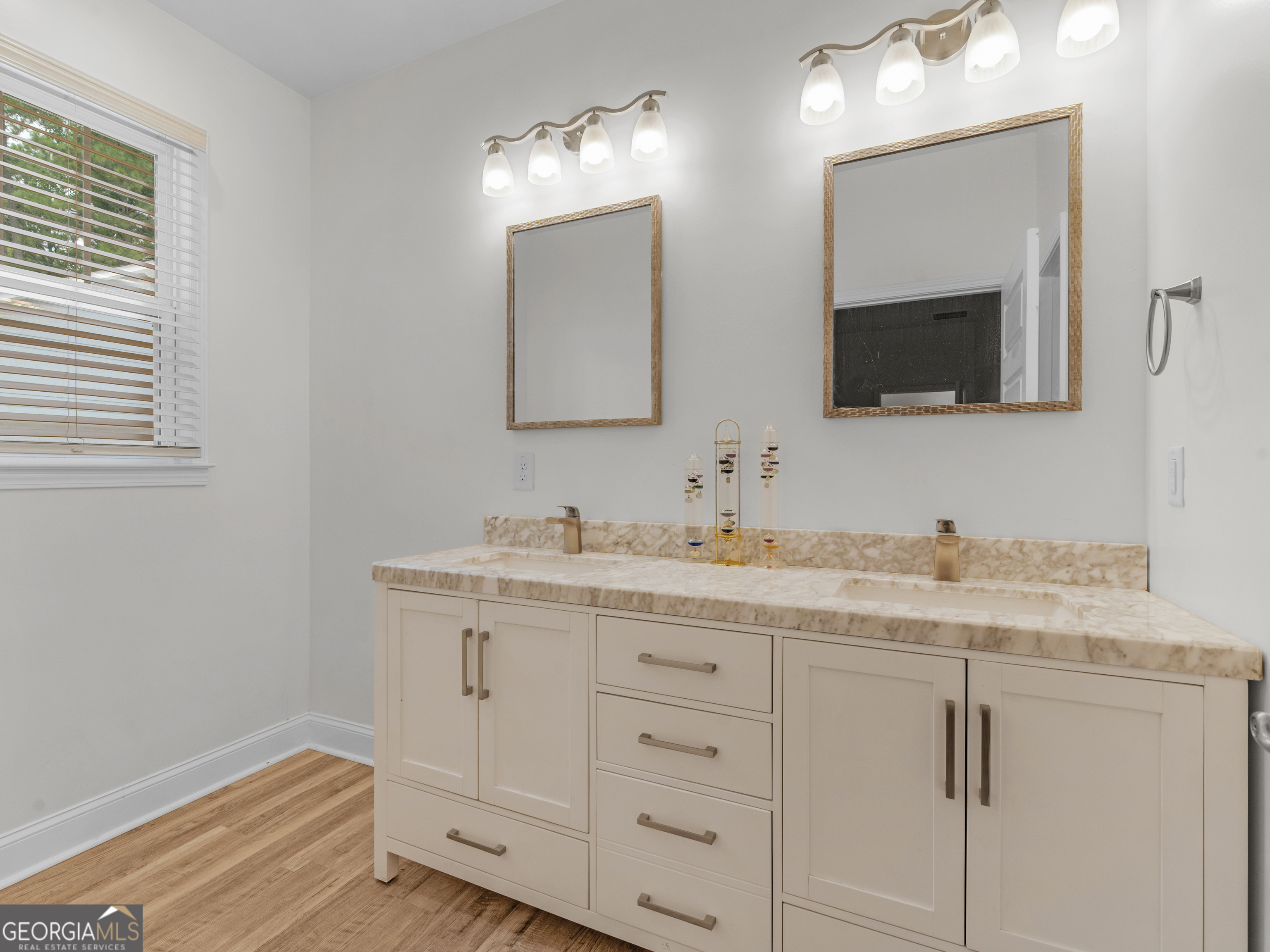 2736 Lester Mill Road