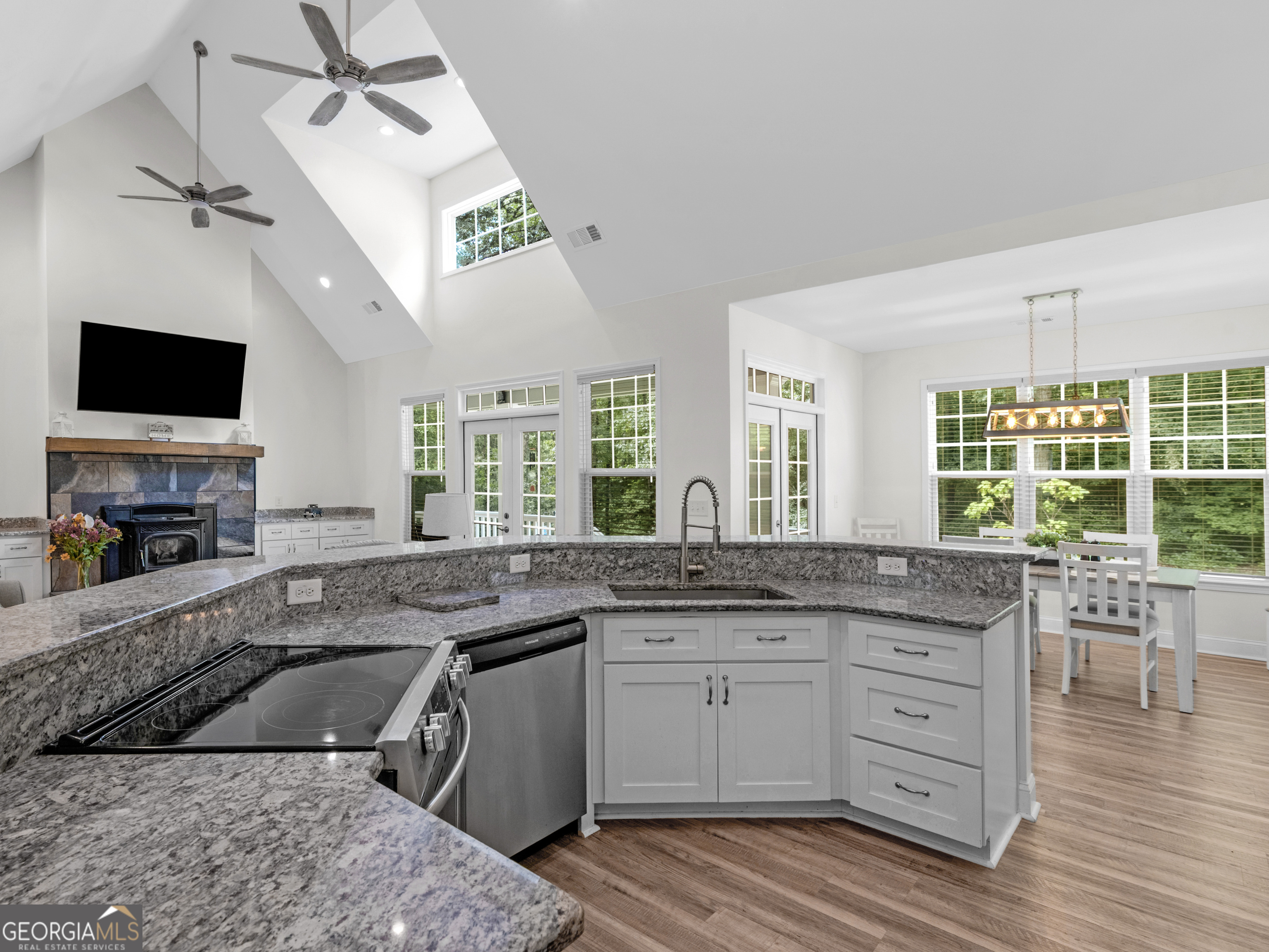 2736 Lester Mill Road