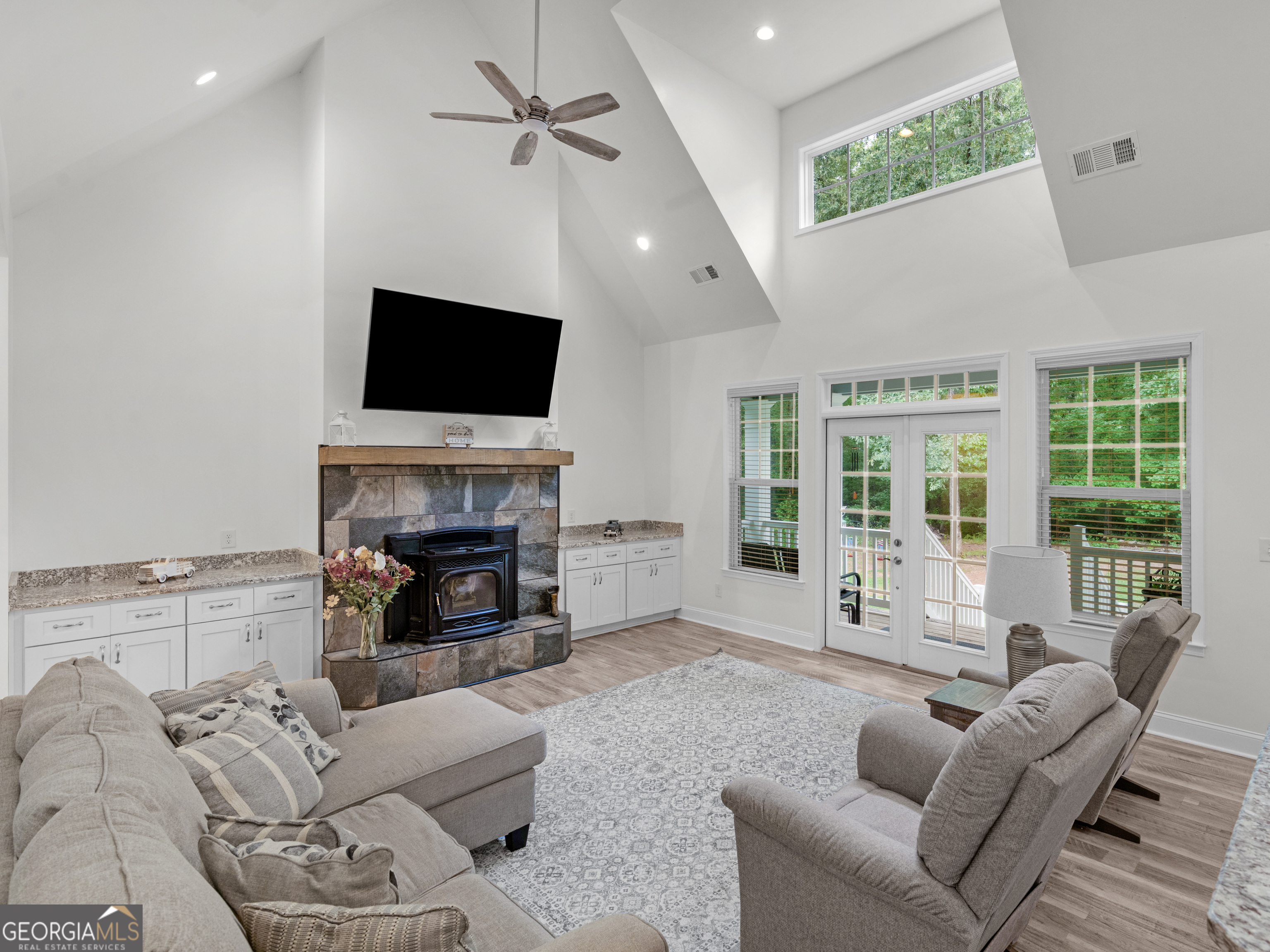 2736 Lester Mill Road