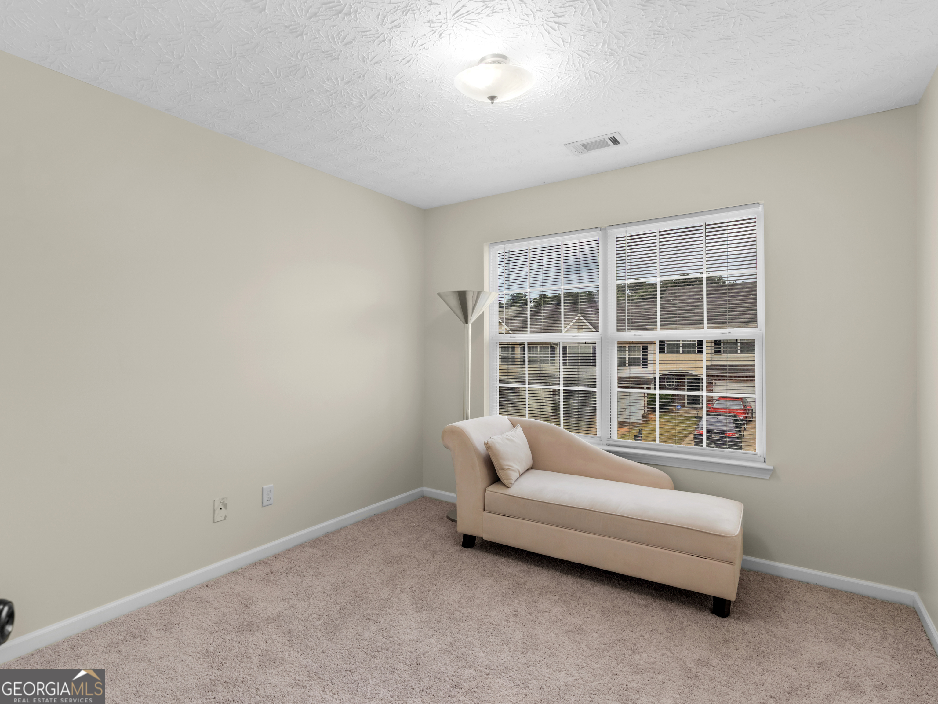 694 Georgetown Court