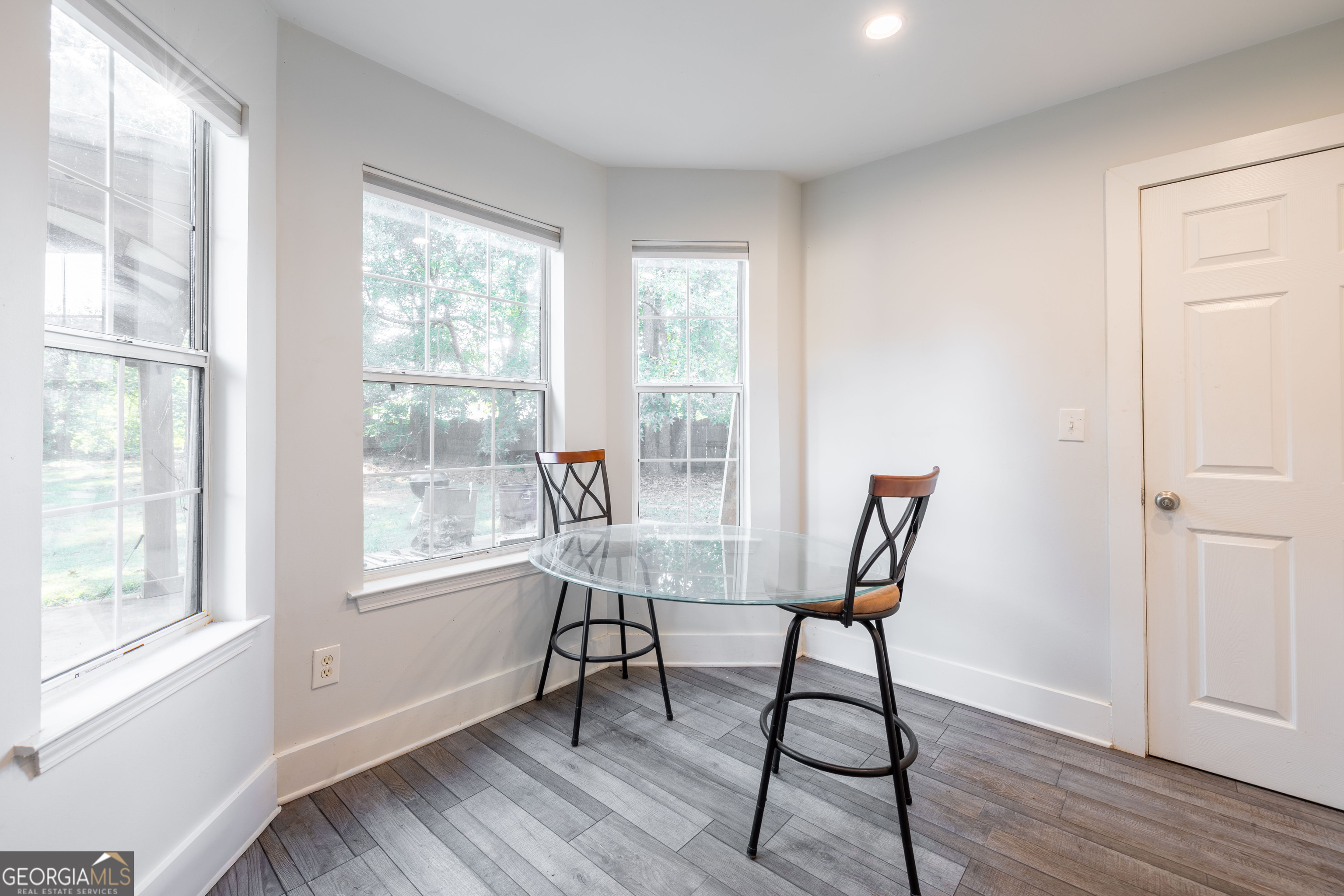 104 Silvergrass Drive