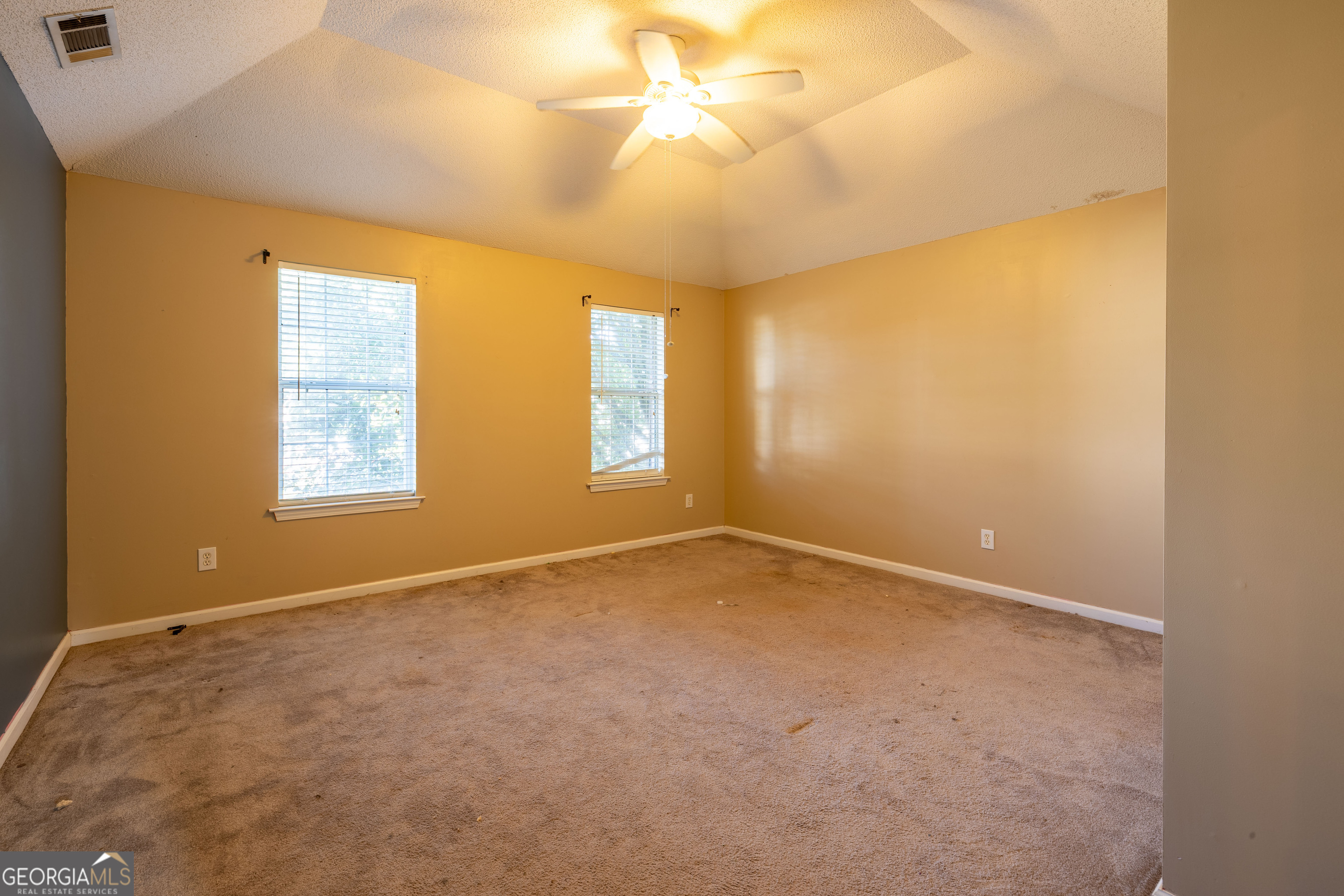 104 Silvergrass Drive