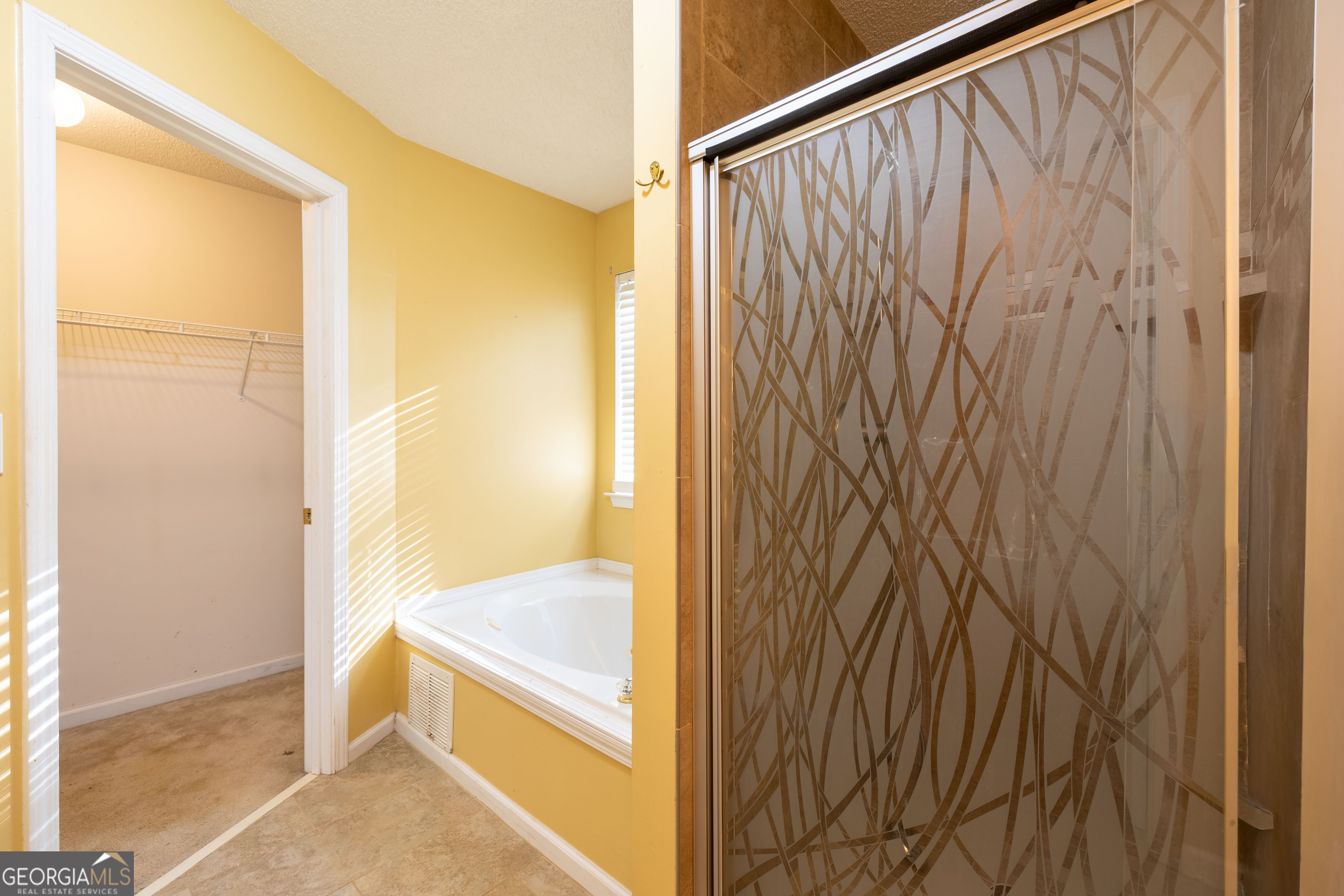 104 Silvergrass Drive