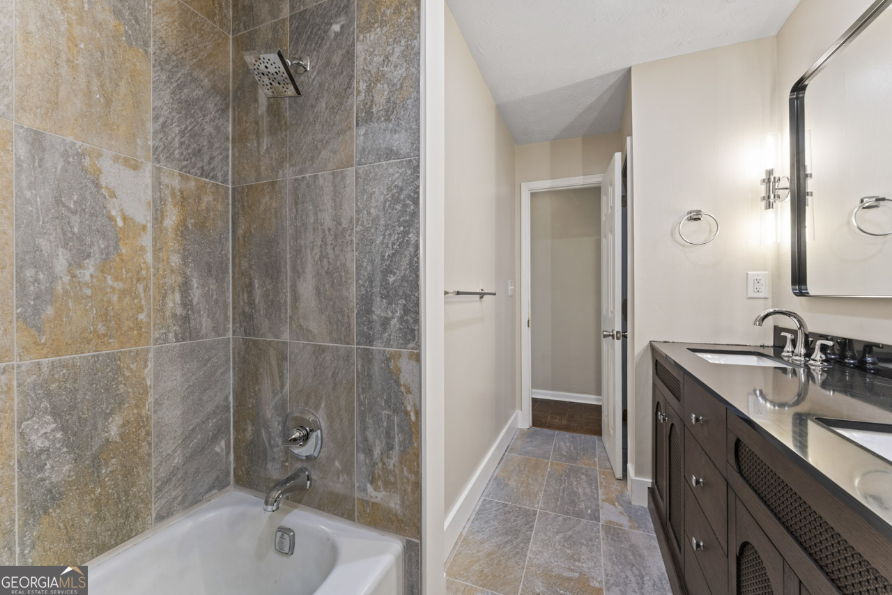 5170 Lost Dutchman Drive