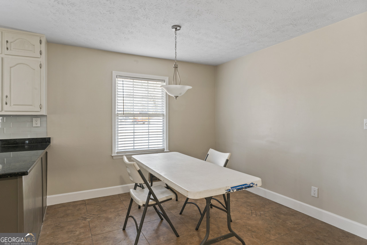 5170 Lost Dutchman Drive