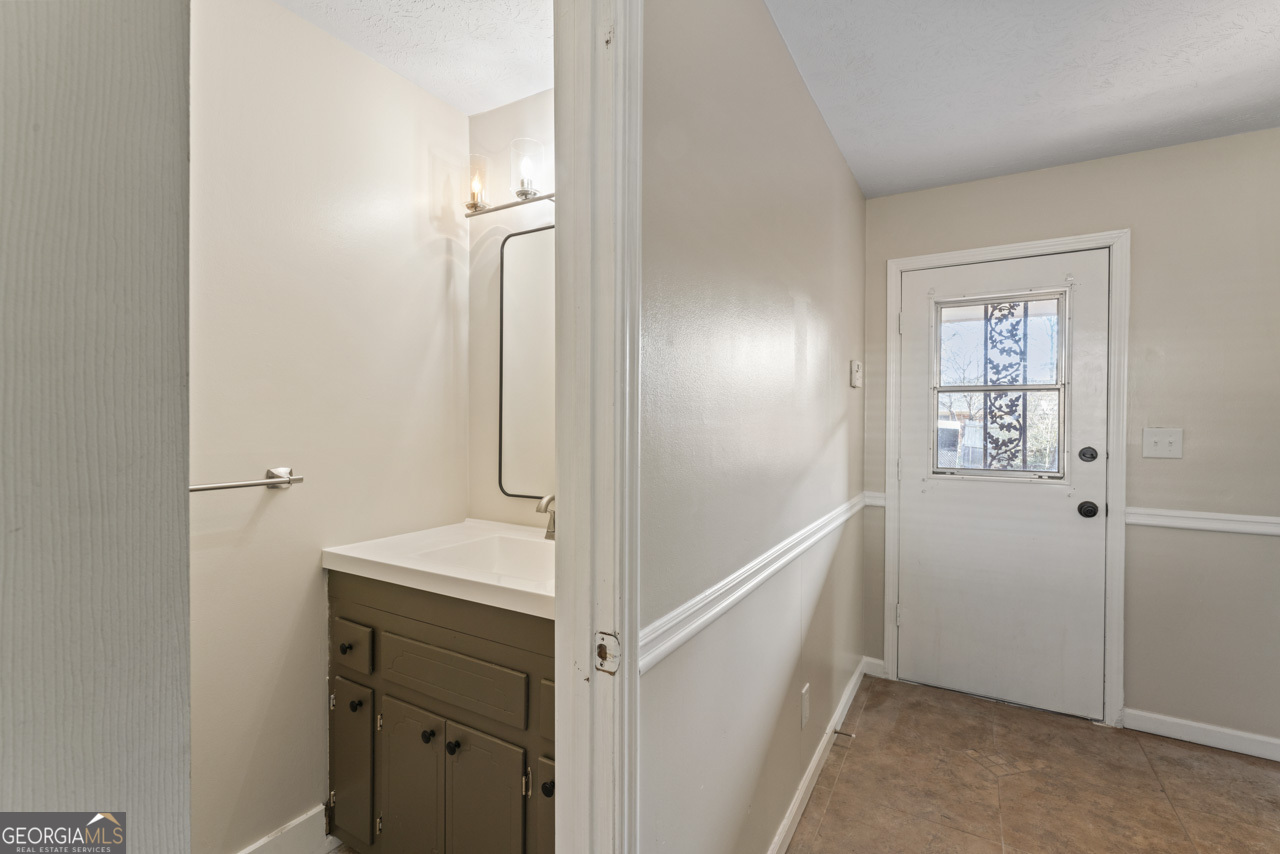 5170 Lost Dutchman Drive