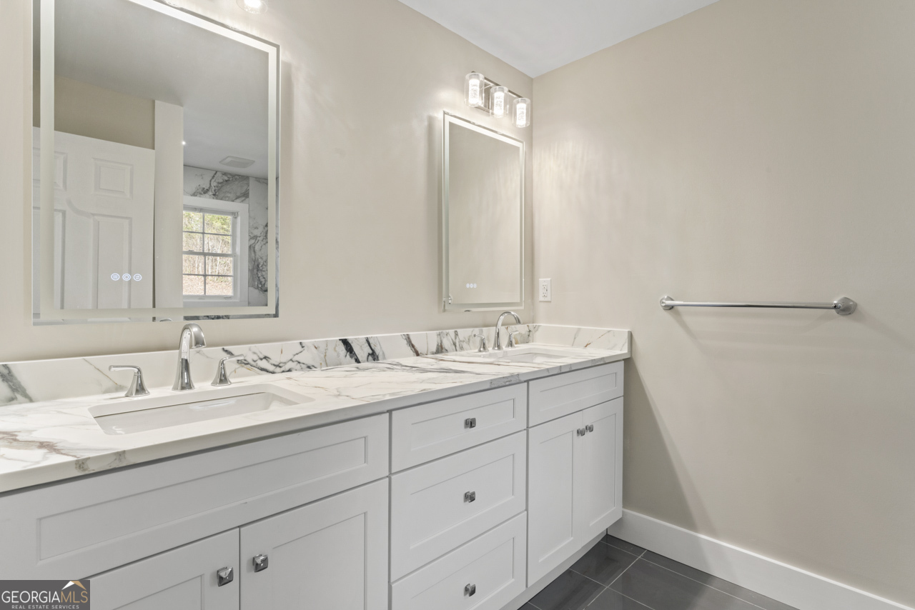 5170 Lost Dutchman Drive