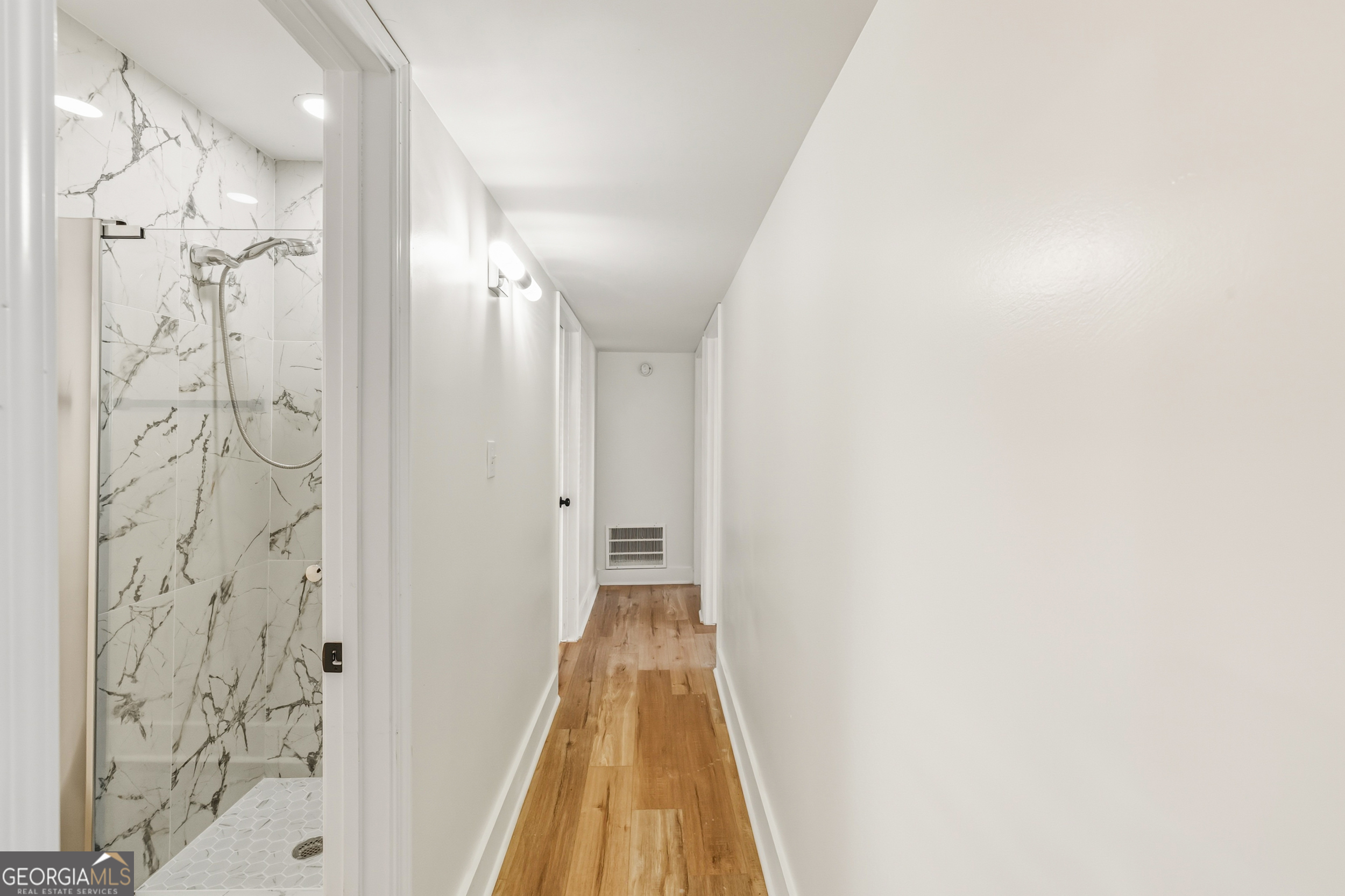 3822 Stephanie Drive SW