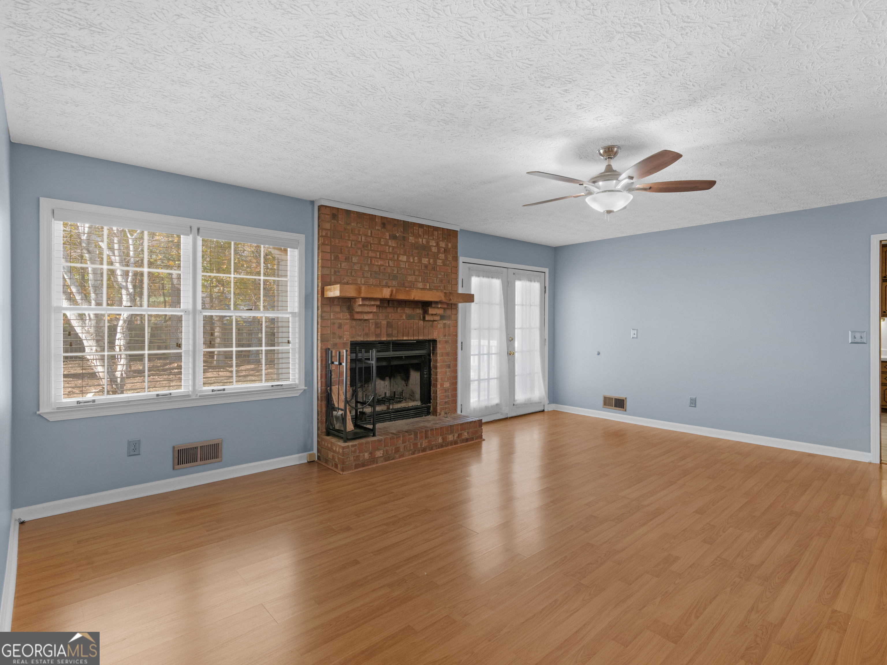 222 Farmbrook Parkway