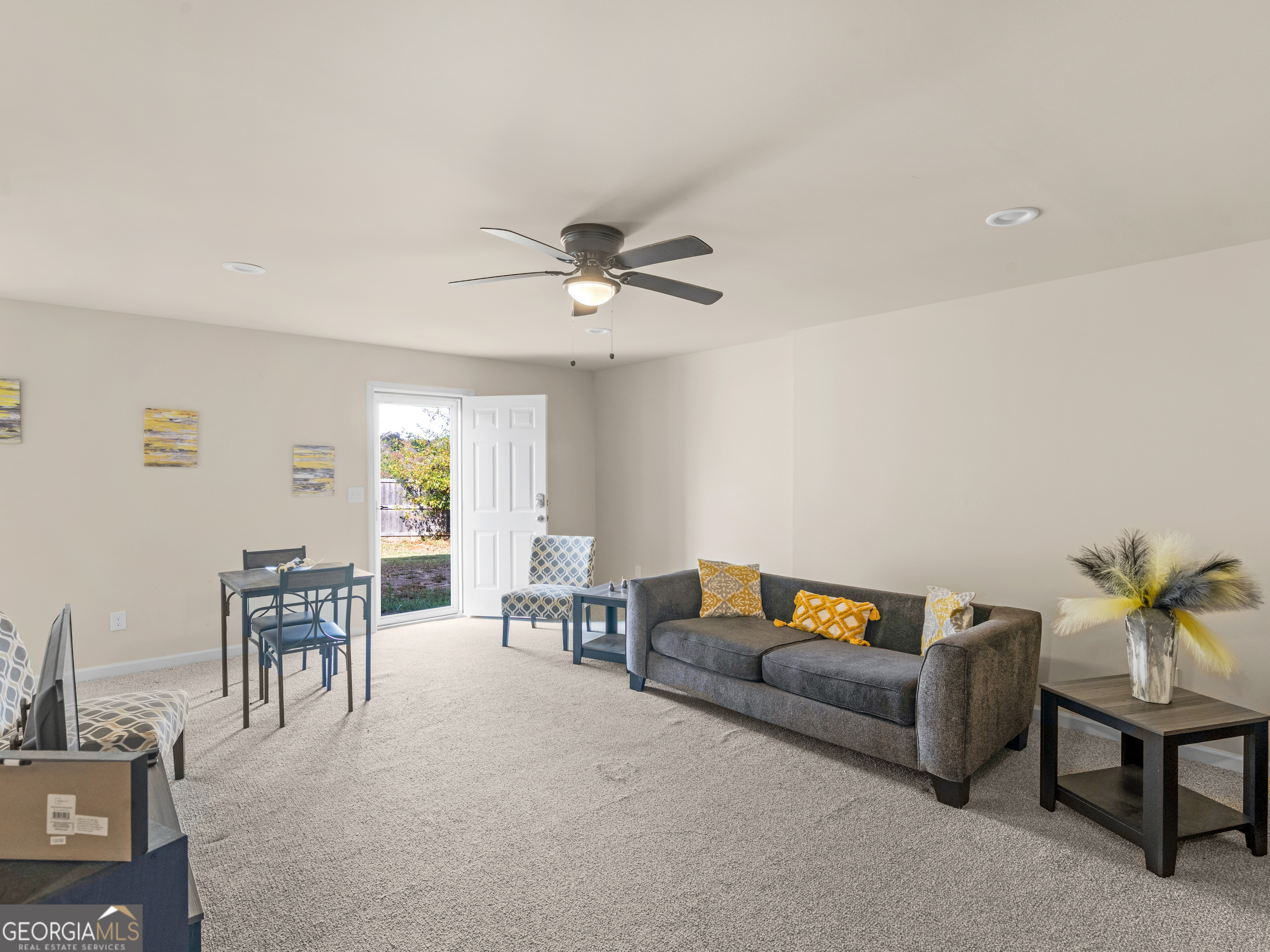 3831 Saddle Hill Way