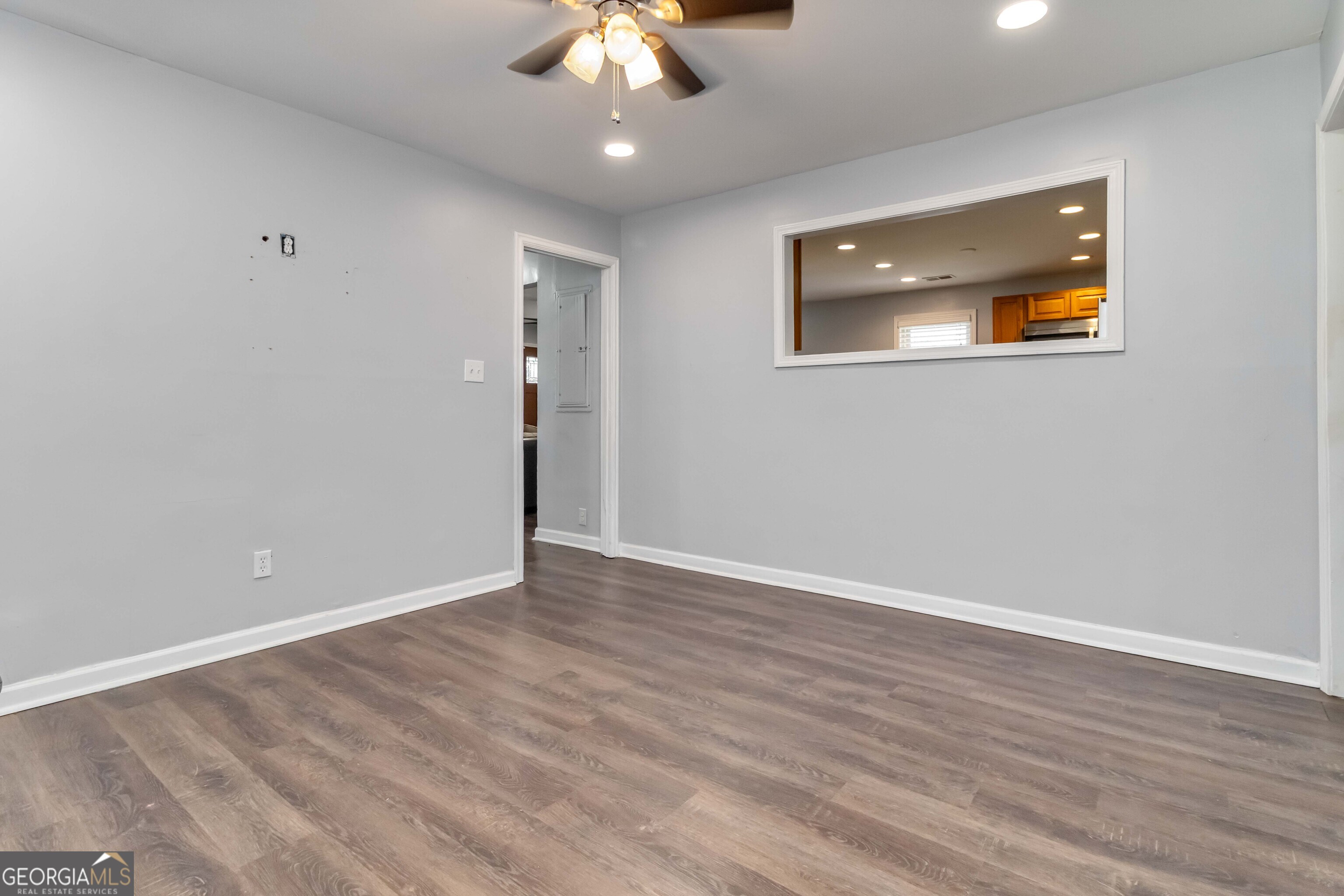 1871 E Farris Avenue