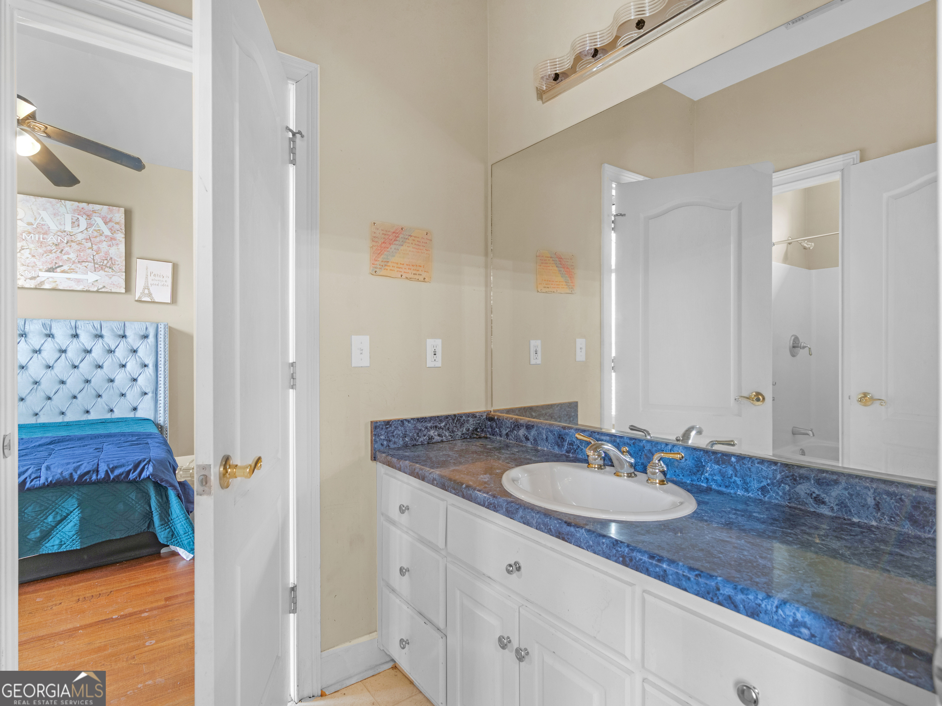 517 N Pine Hill Road