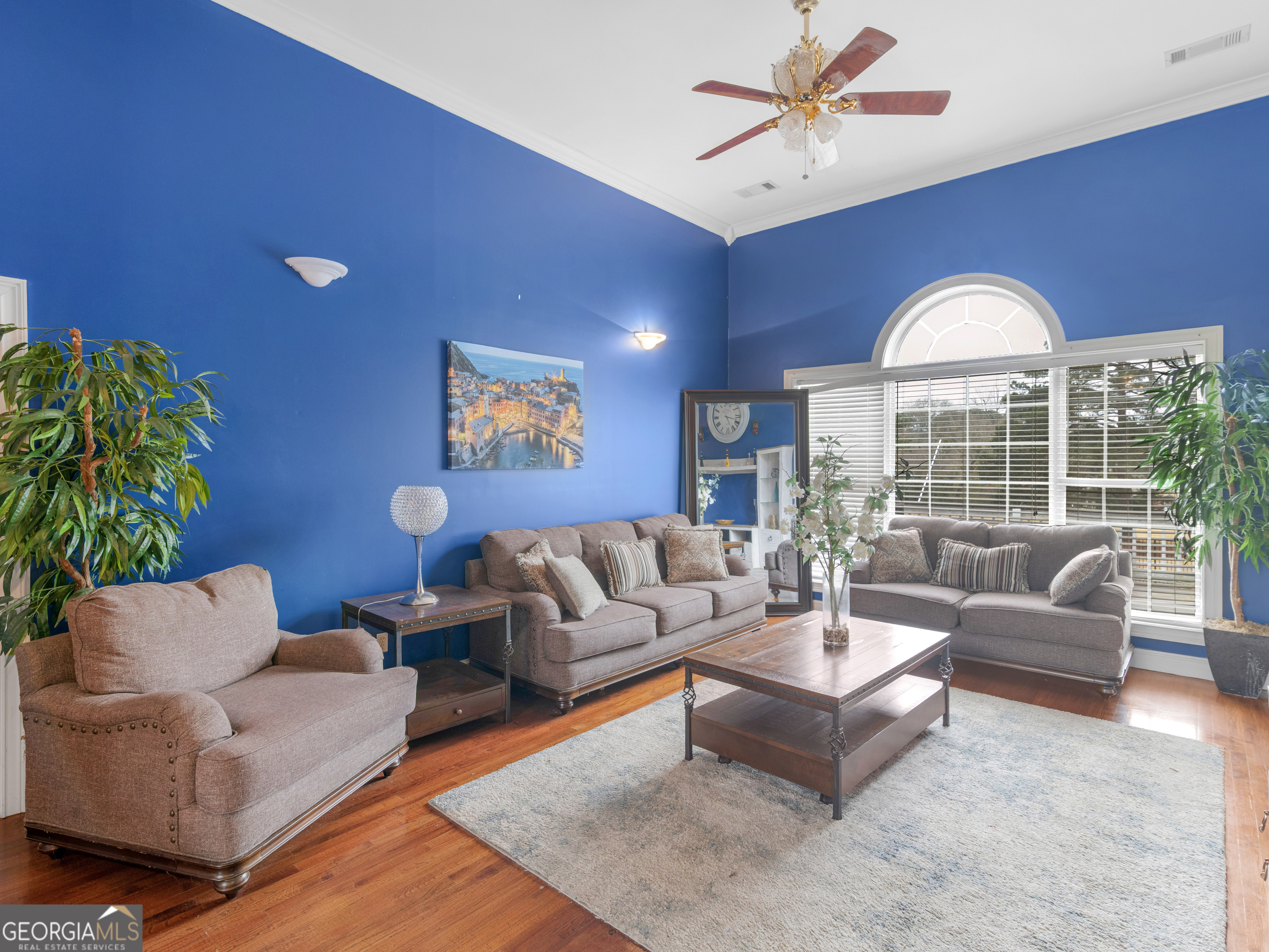 517 N Pine Hill Road