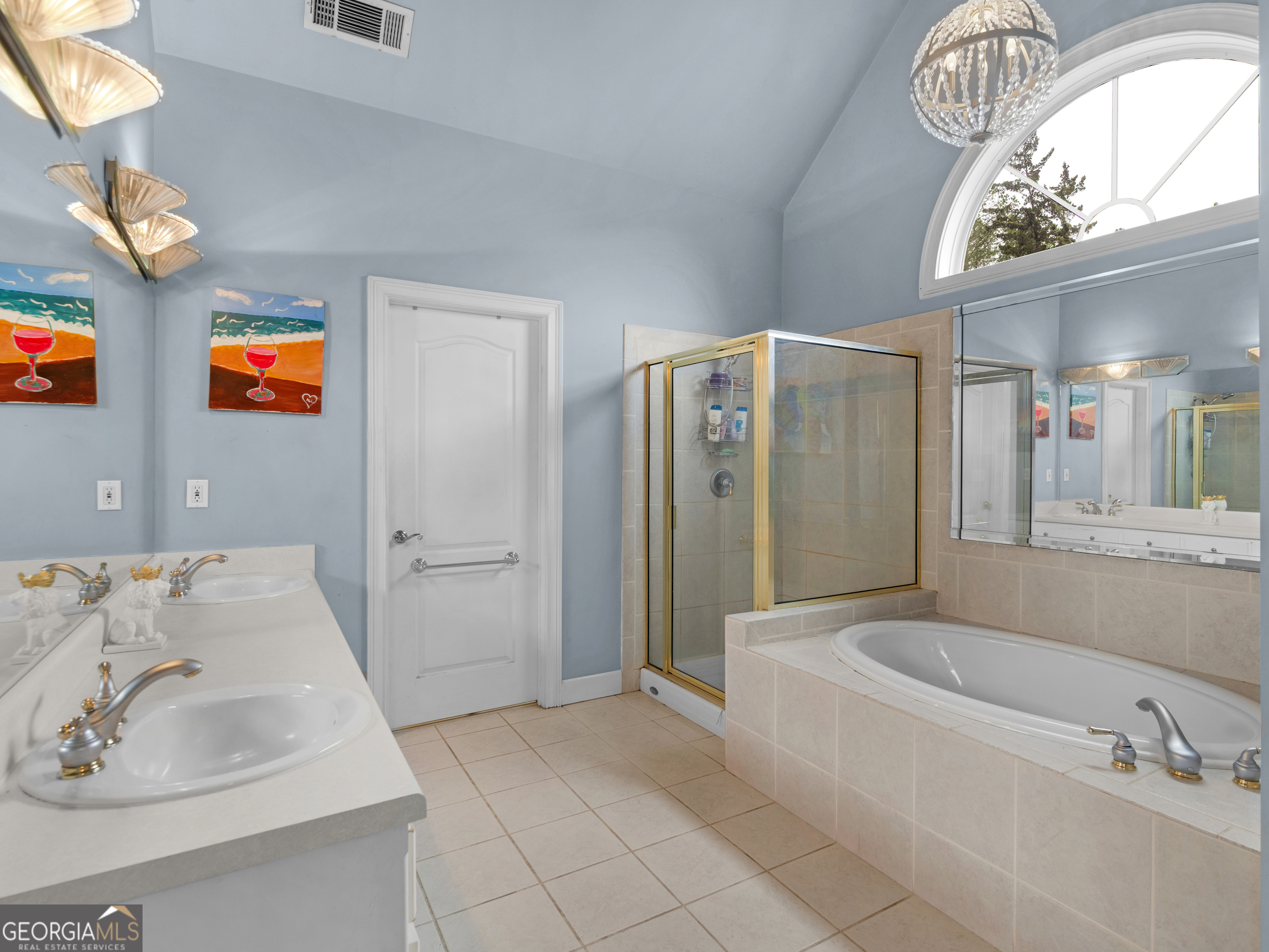 517 N Pine Hill Road