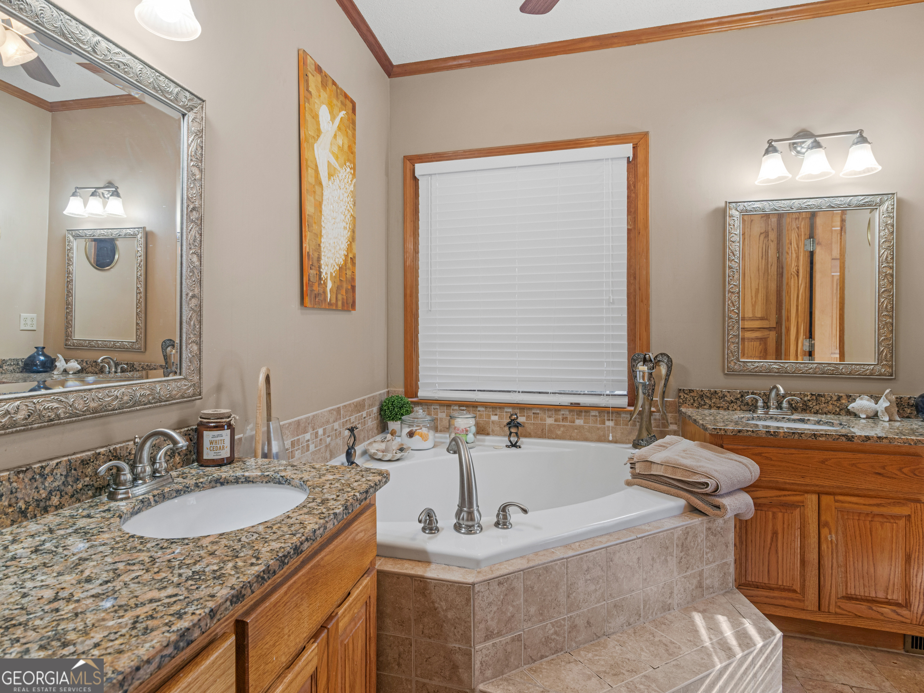 325 Country Side Drive