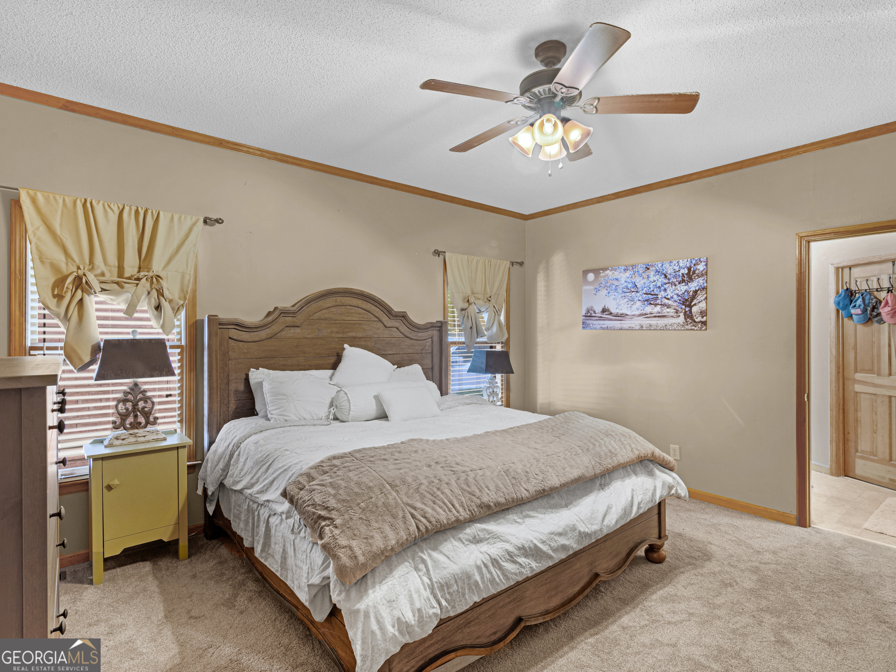 325 Country Side Drive