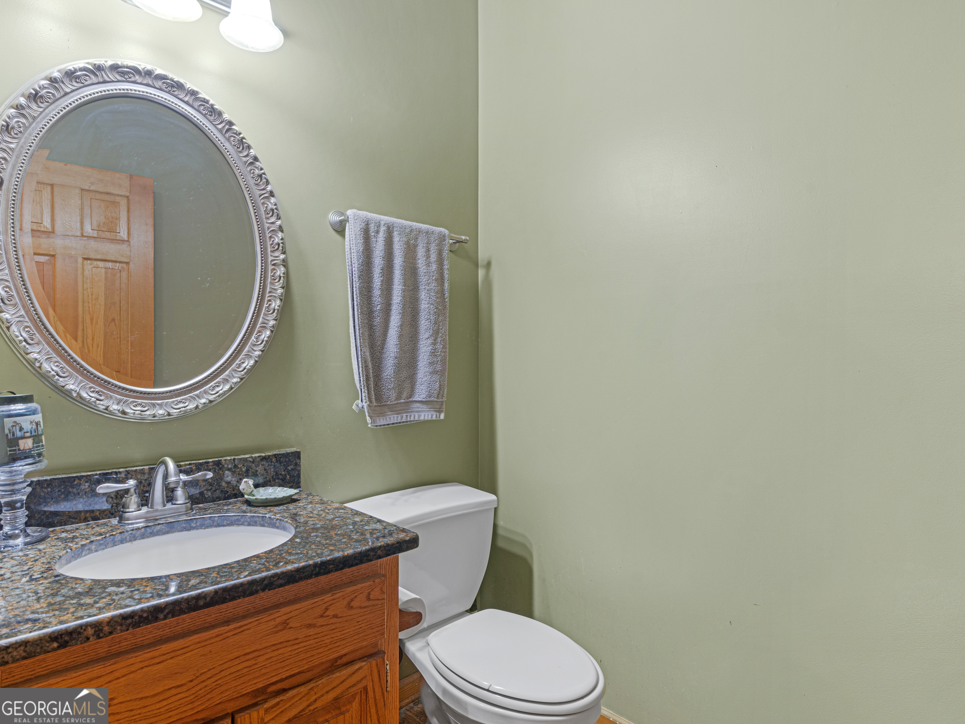 325 Country Side Drive