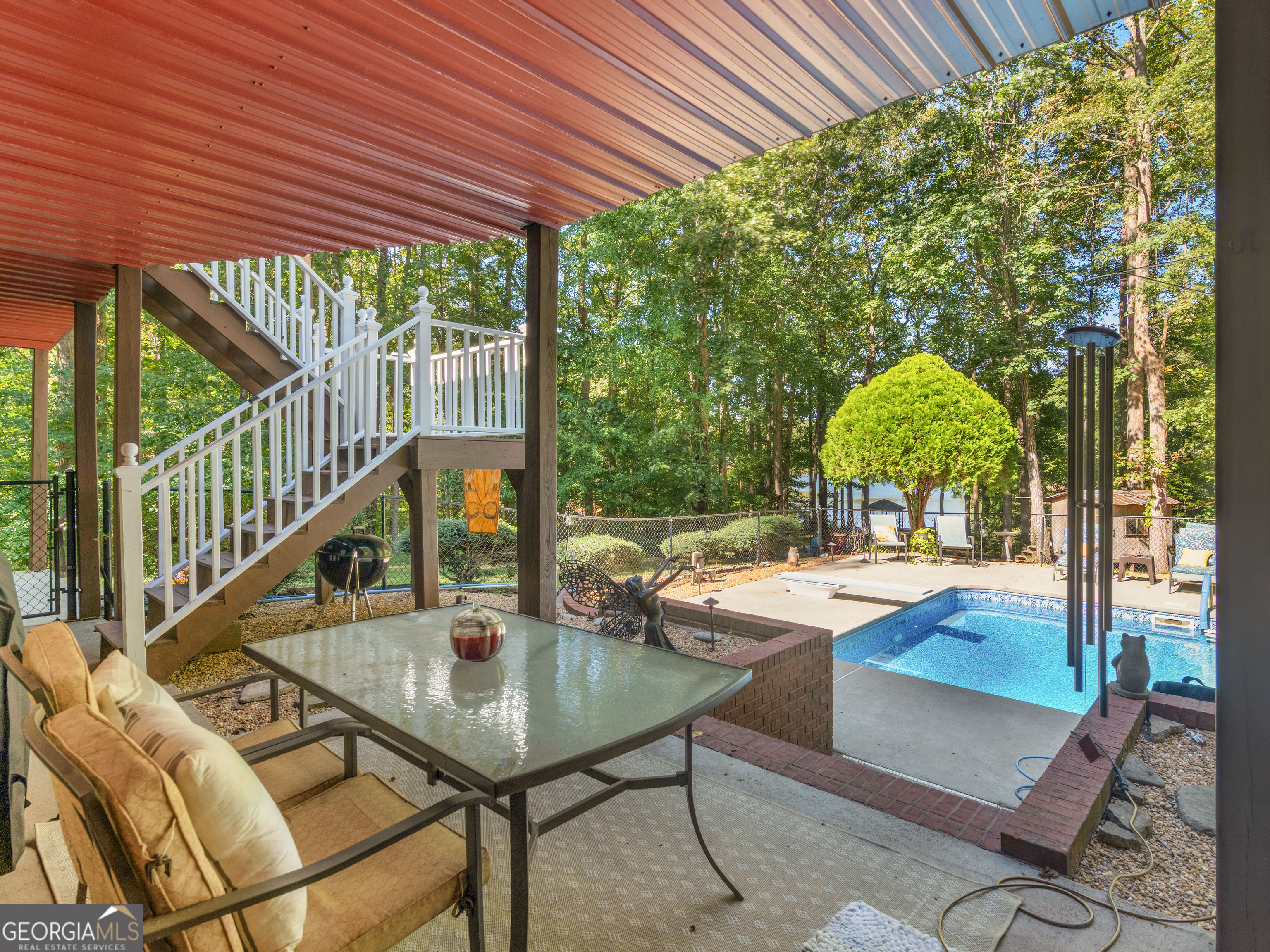 325 Country Side Drive